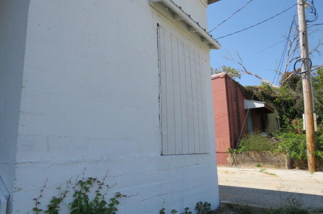 Photo 8 - Commercial Sale for sale – 310 E Commercial Street  Mansfield, MO