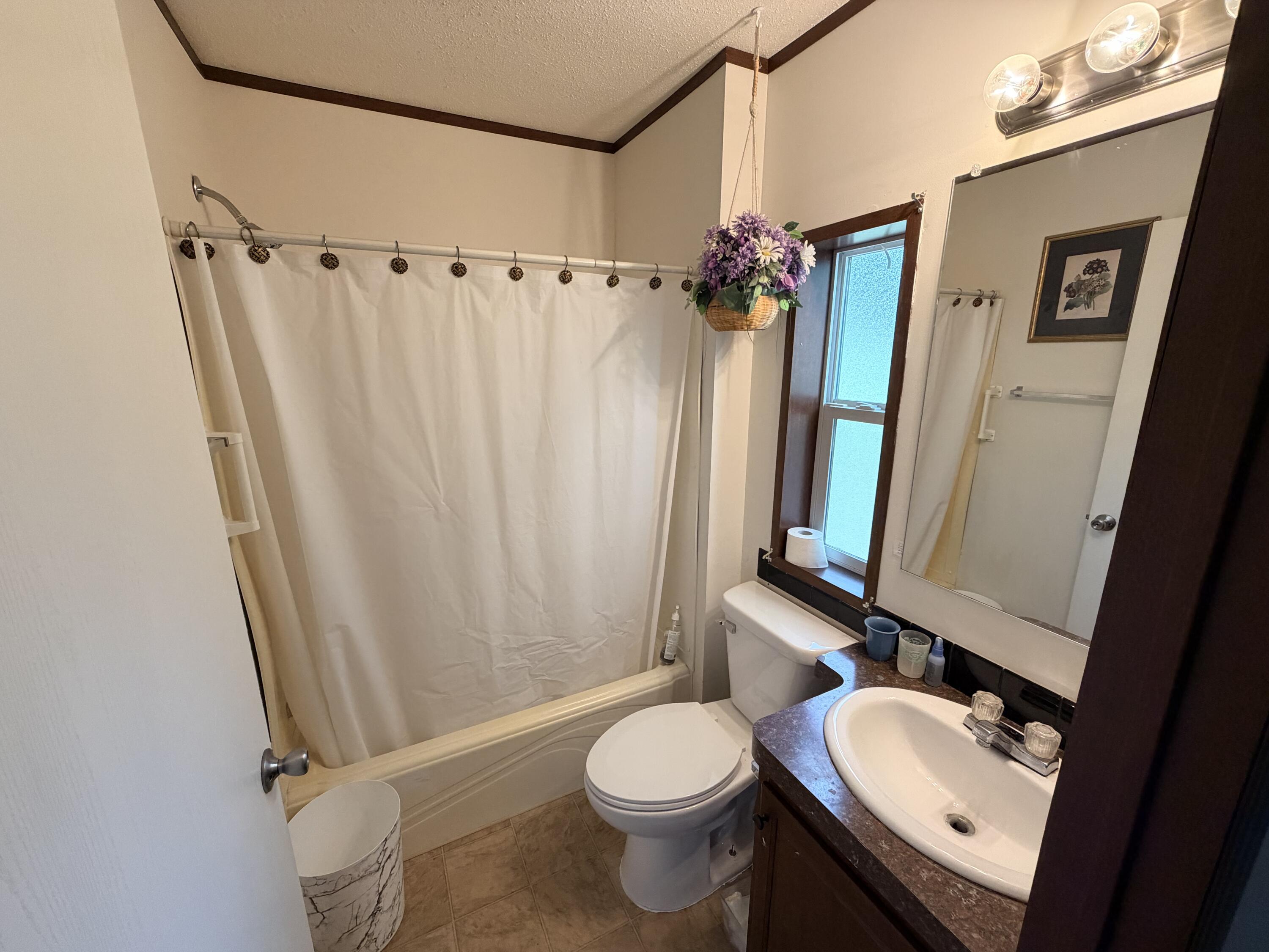 Photo 12 - Residential for sale – 502  Barton Street  Alton, MO