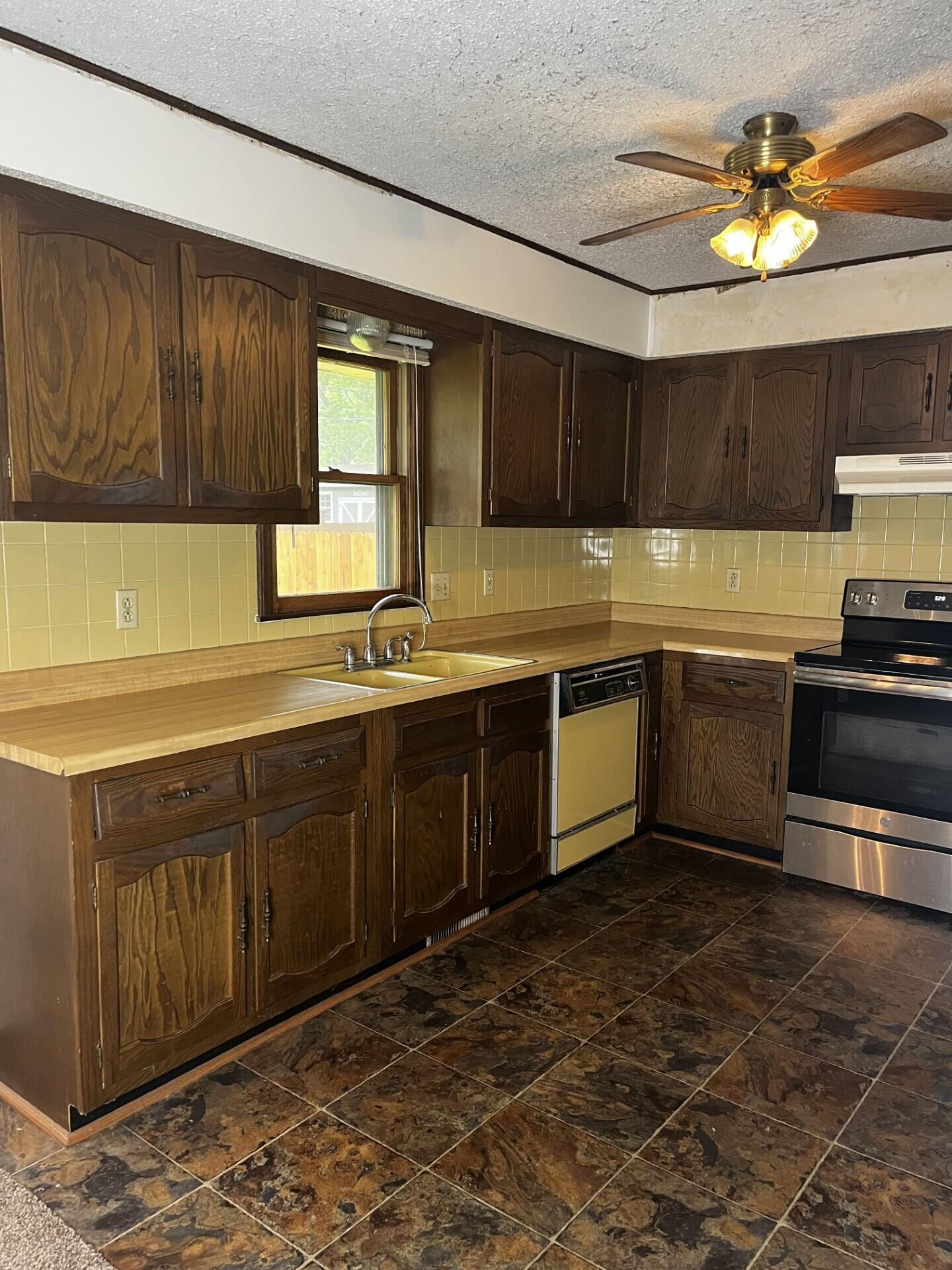 Photo 8 - Residential for sale – 3626 S Westwood Avenue  Springfield, MO