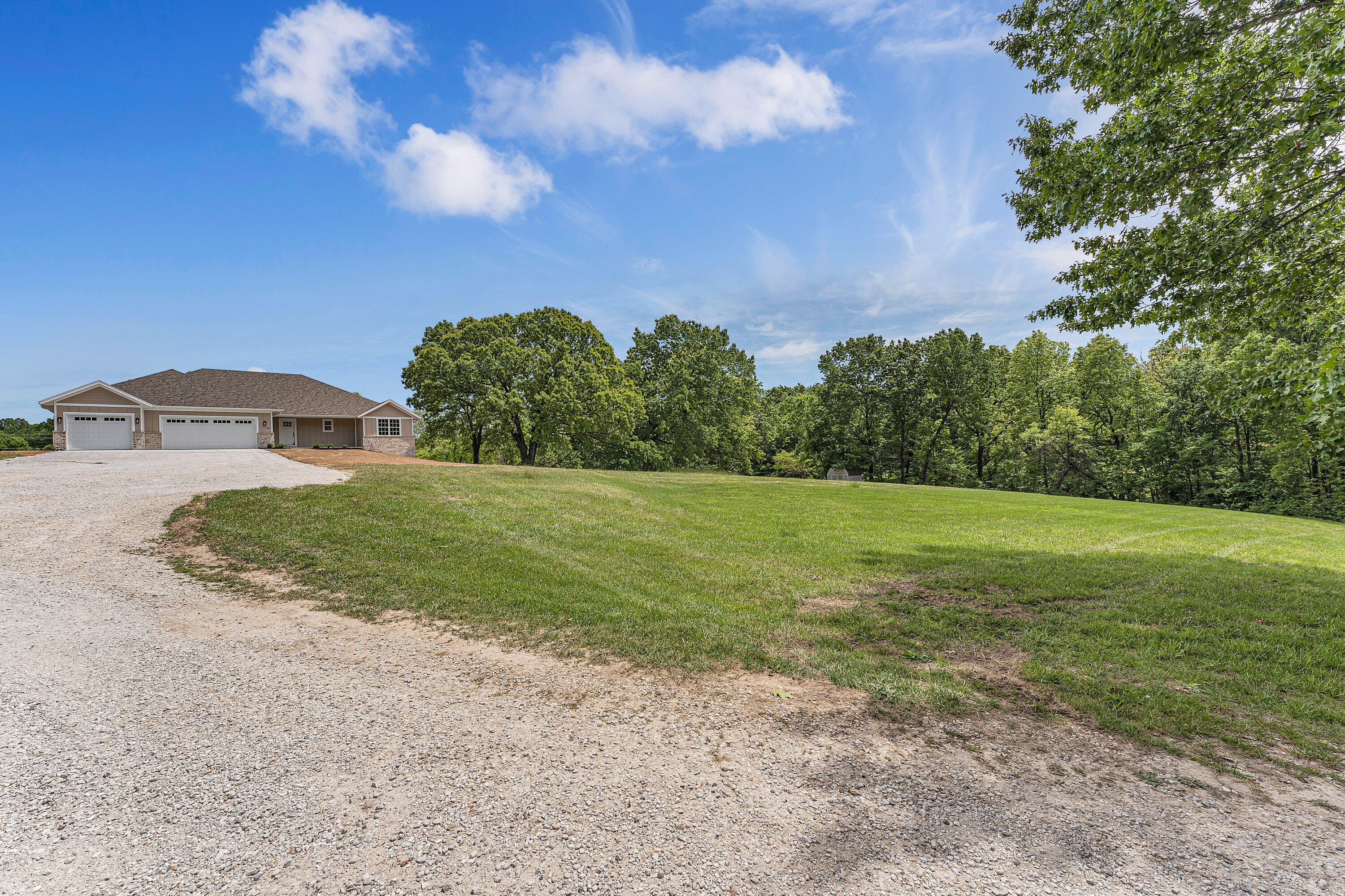 Photo 3 - Residential for sale – 188  Highland Drive  Nixa, MO
