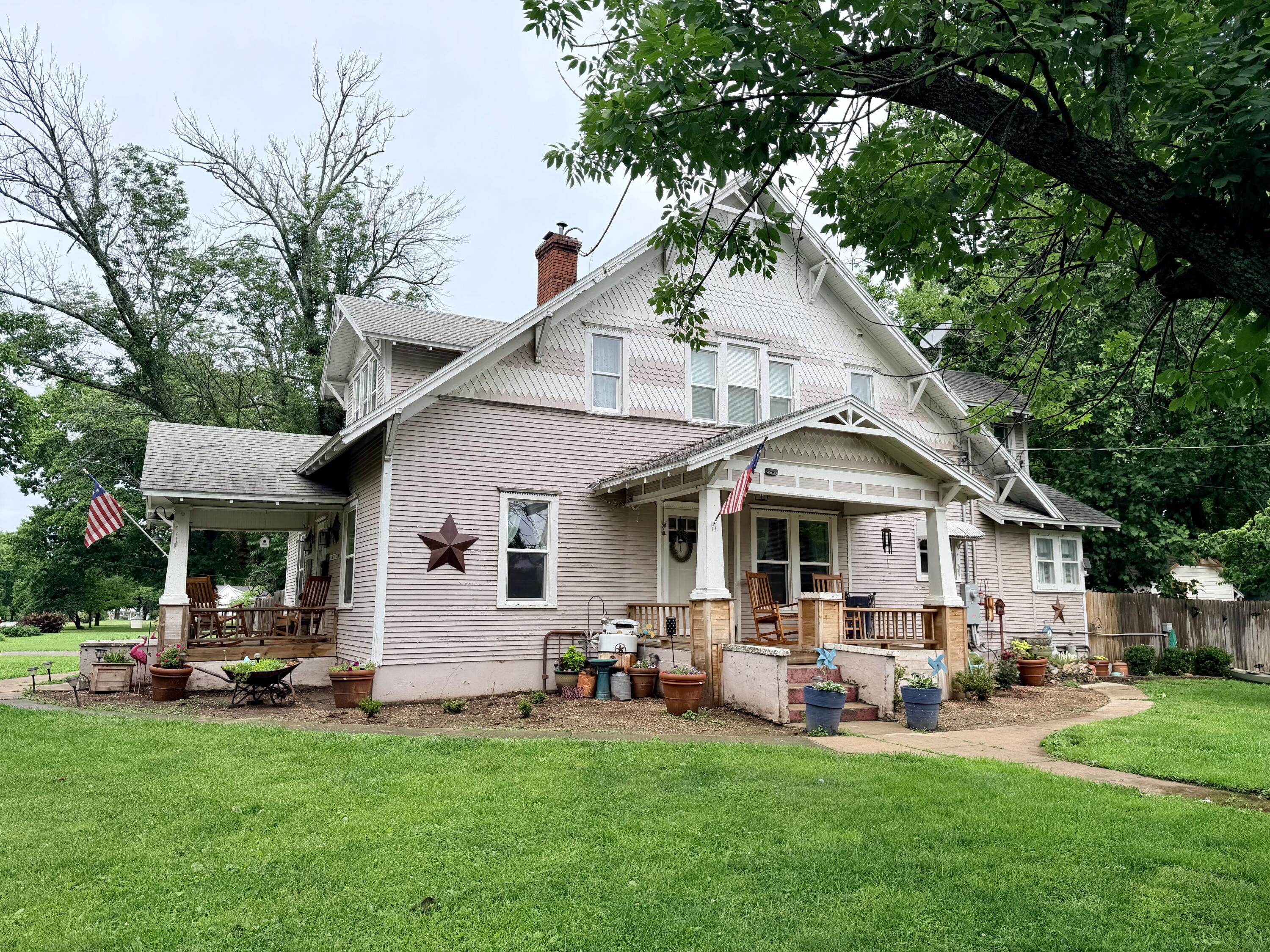 Photo 3 - Residential for sale – 200  Barber Street  Greenfield, MO