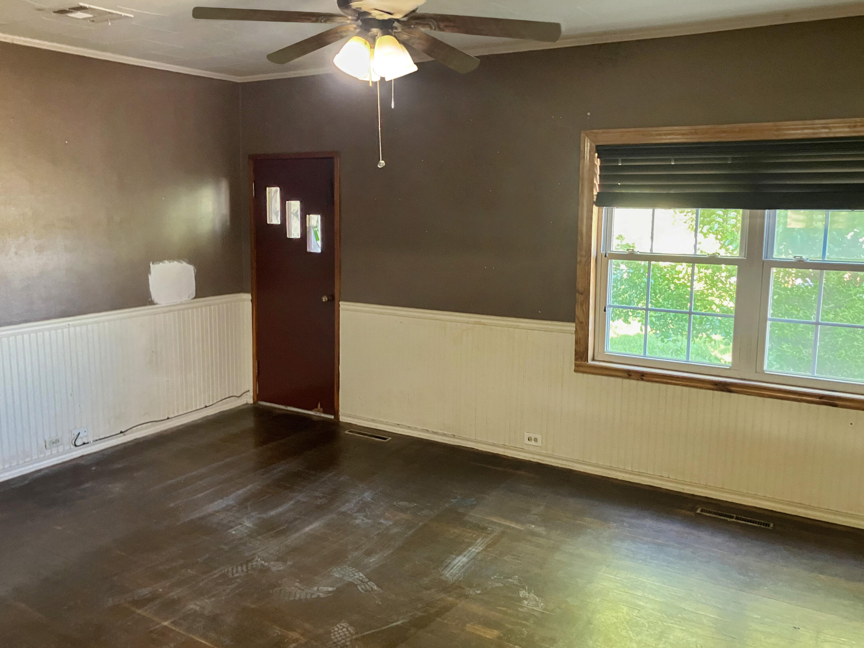 Photo 7 - Residential for sale – 1060  U.S. 69   Frontenac, KS