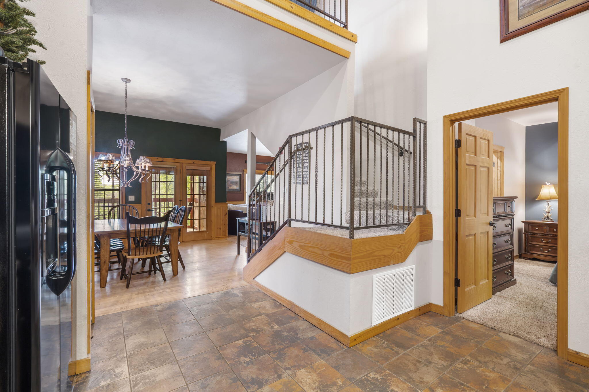 Photo 4 - Residential for sale – 272  Oakridge Road  Branson, MO