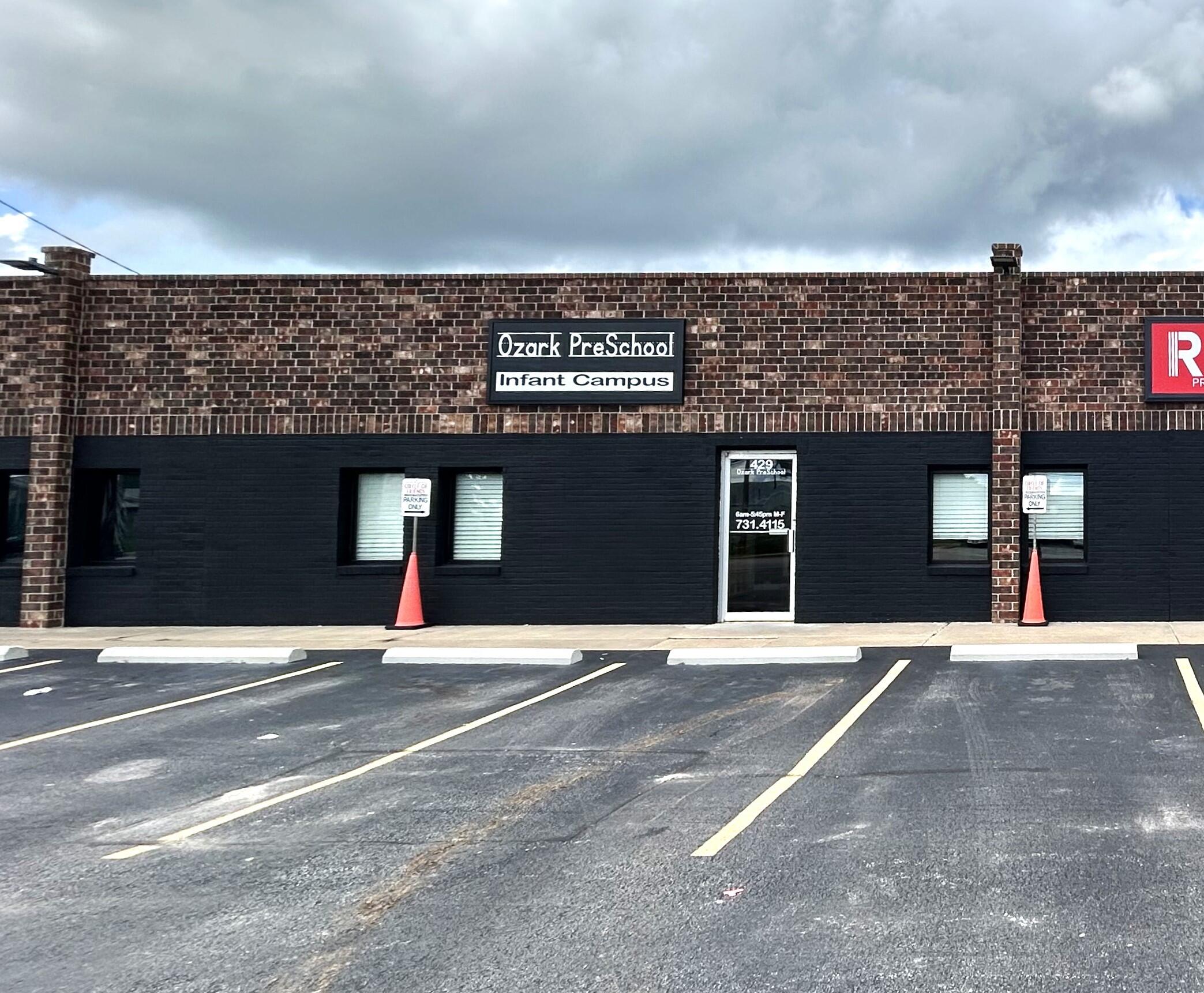 Photo 2 - Commercial Lease for sale – 429 E South Street  Ozark, MO