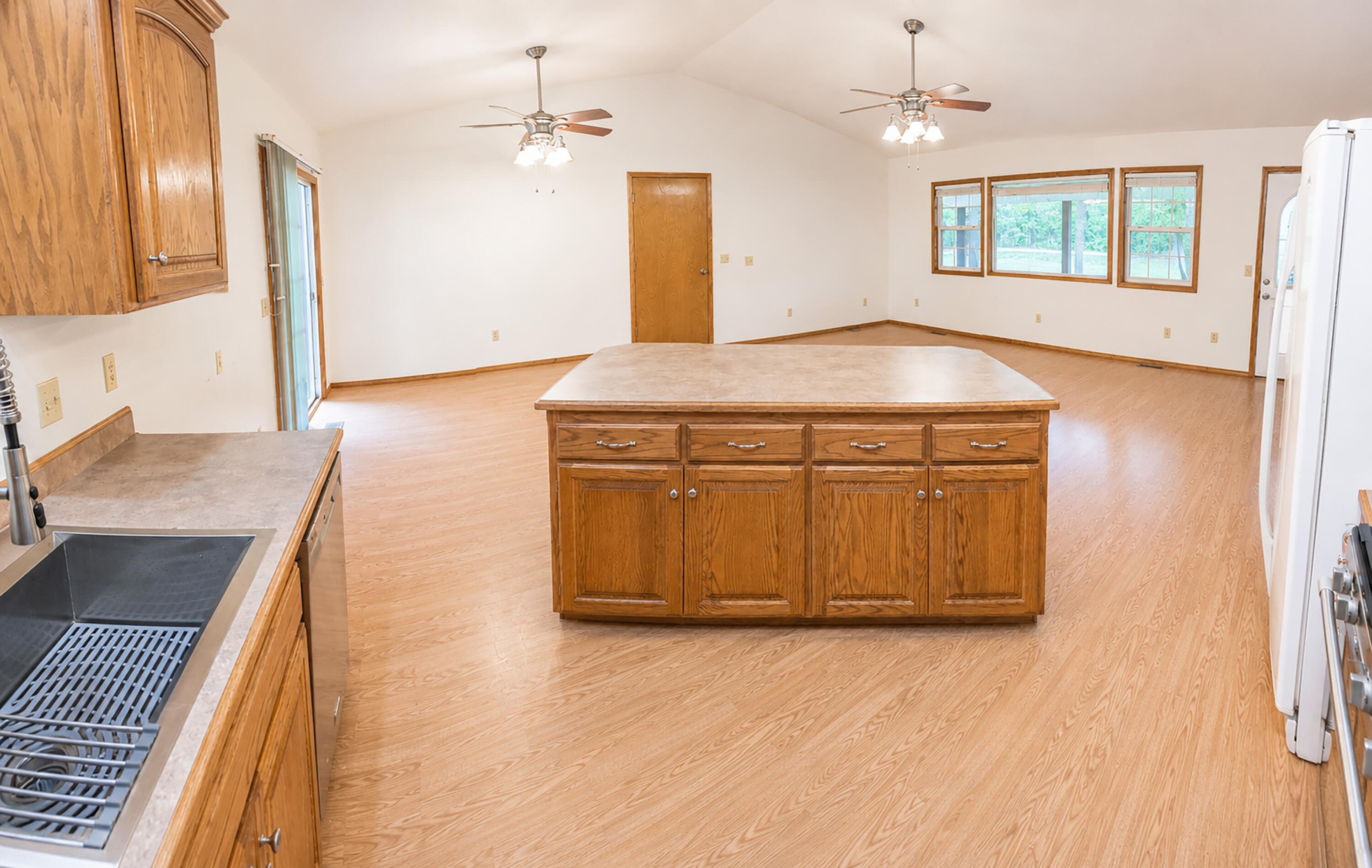 Photo 14 - Residential for sale – 29474  Farm Road 1260   Golden, MO