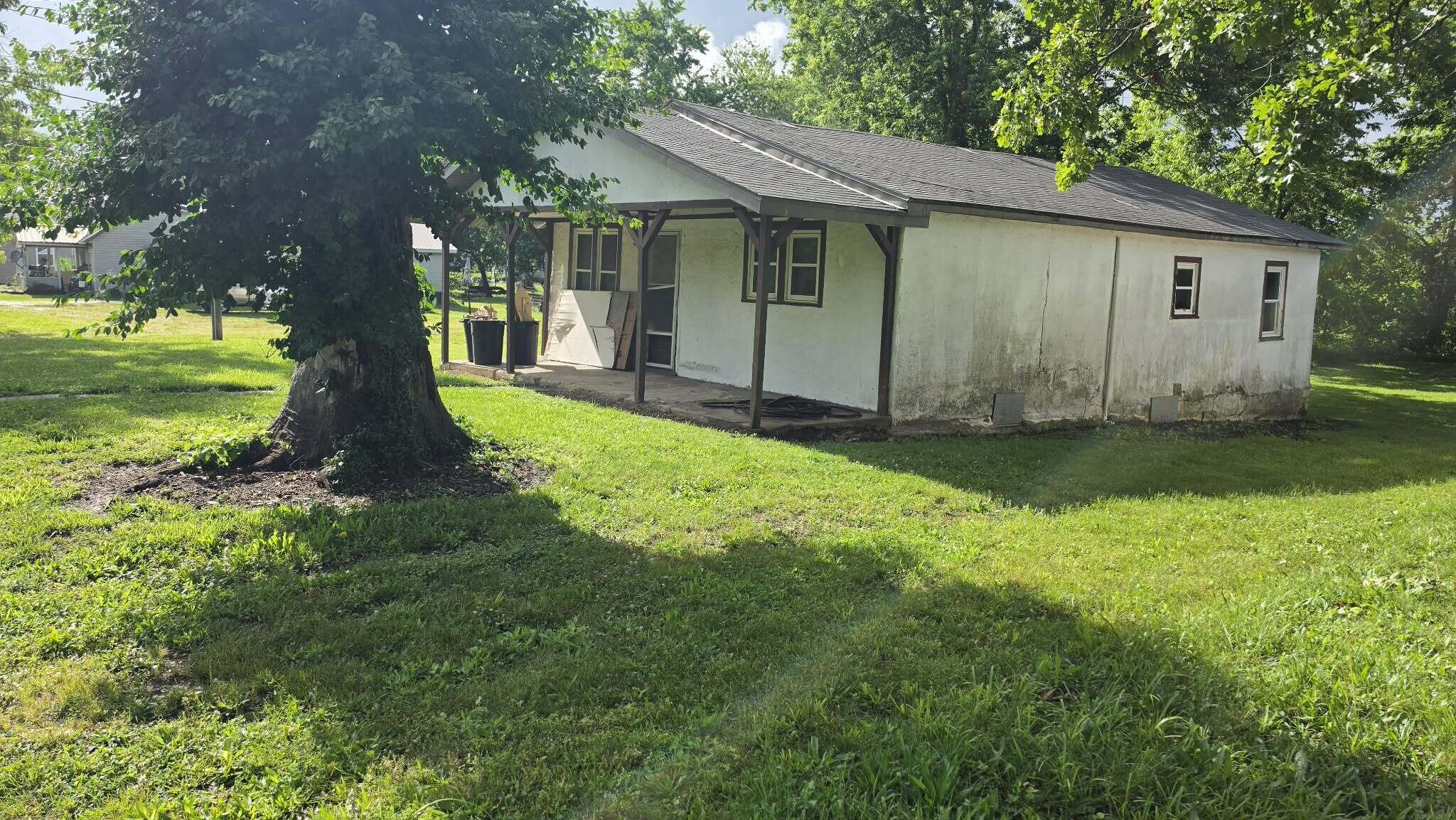 Land for sale – 409 W Long Street  Mountain Grove, MO