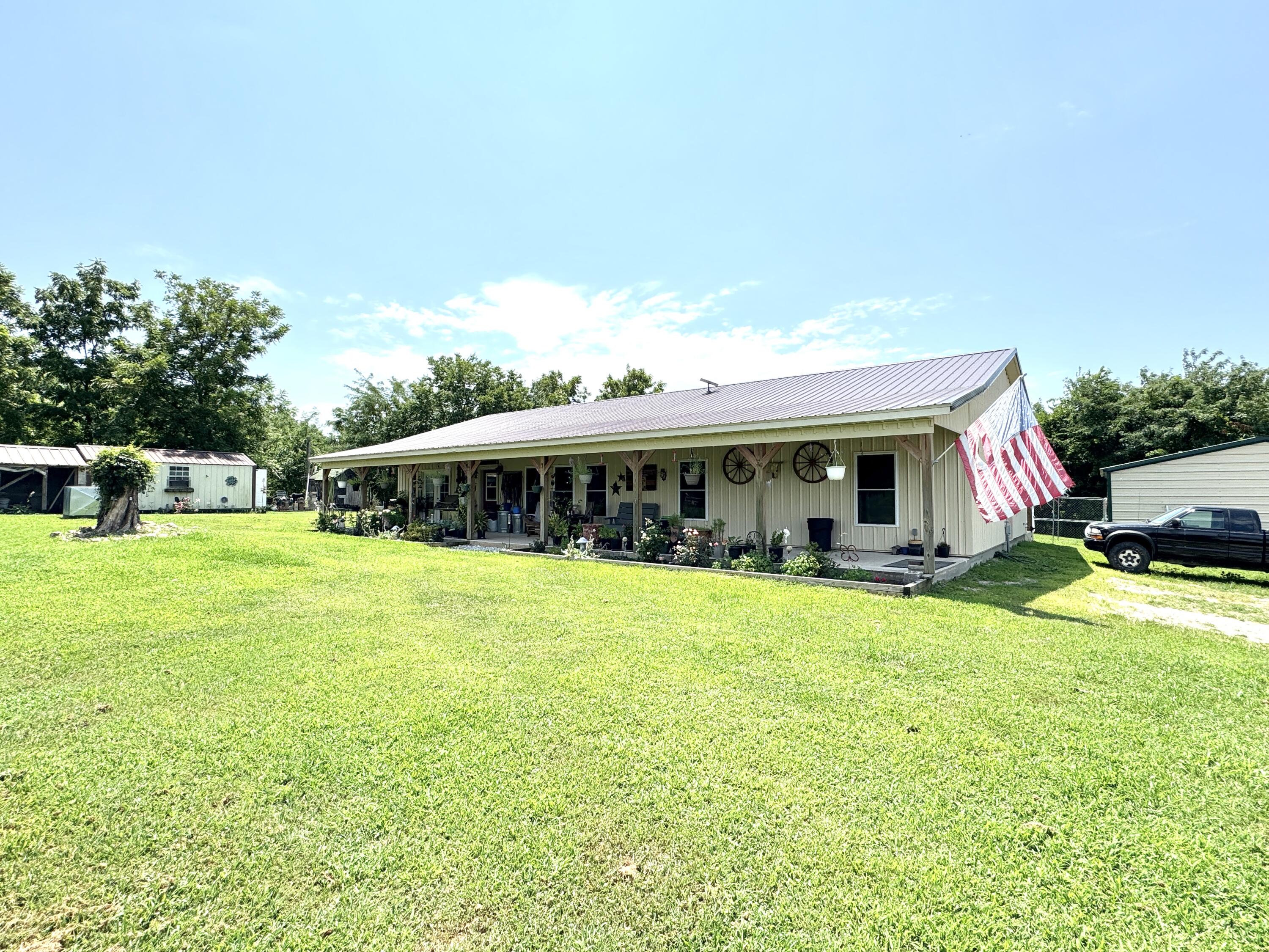 Photo 3 - Residential for sale – 574 E Dade 102   Everton, MO