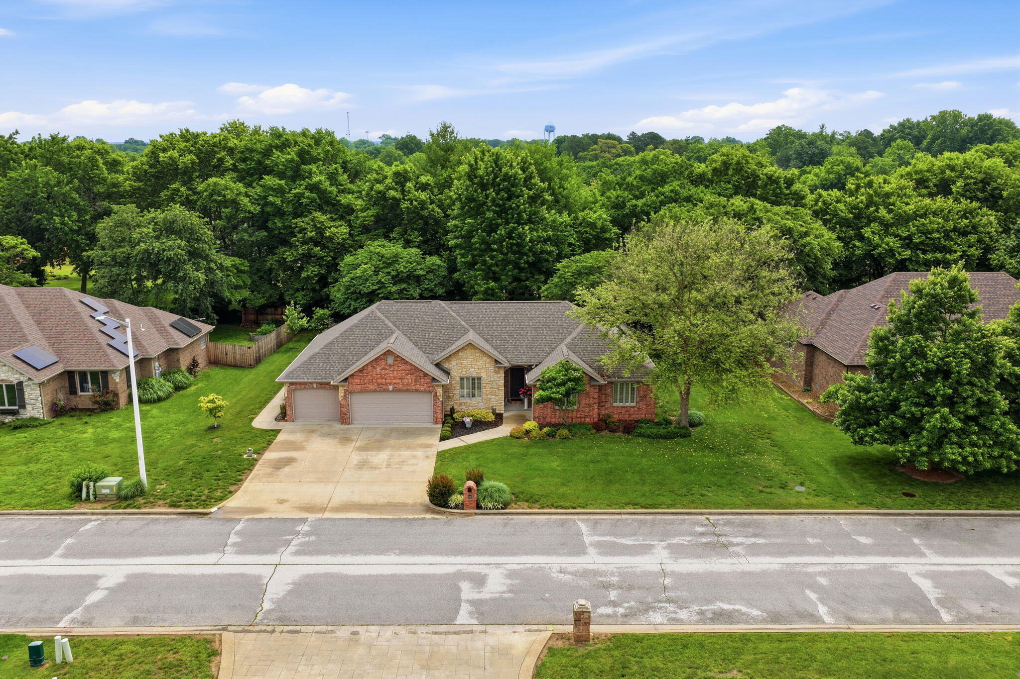Photo 7 - Residential for sale – 1420 S Charles Place  Bolivar, MO