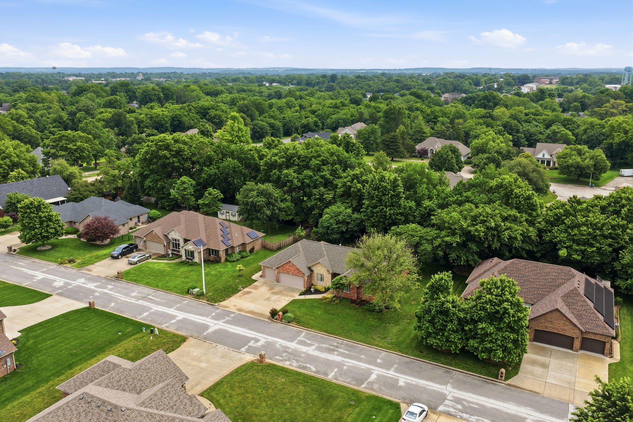 Photo 6 - Residential for sale – 1420 S Charles Place  Bolivar, MO