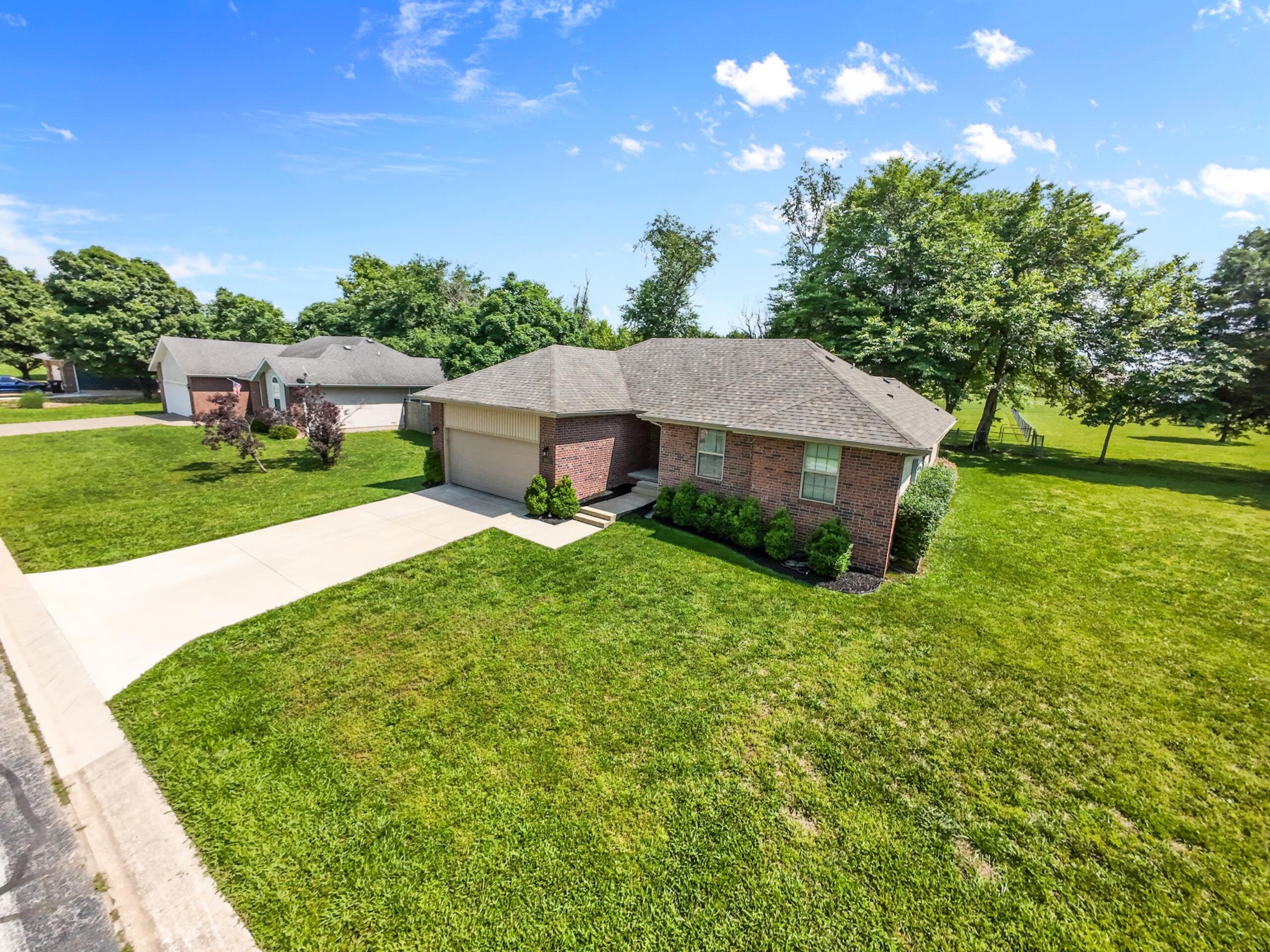 Photo 39 - Residential for sale – 210  Dogwood Street  Sparta, MO