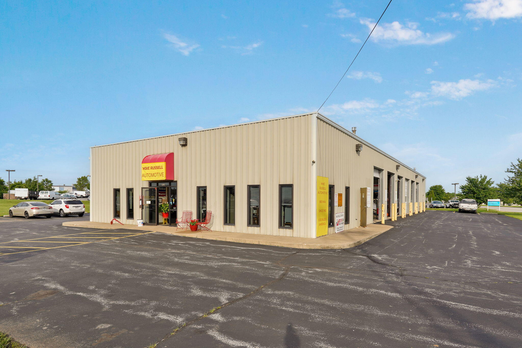 Photo 2 - Commercial Sale for sale – 2140 W Sunset Street  Springfield, MO