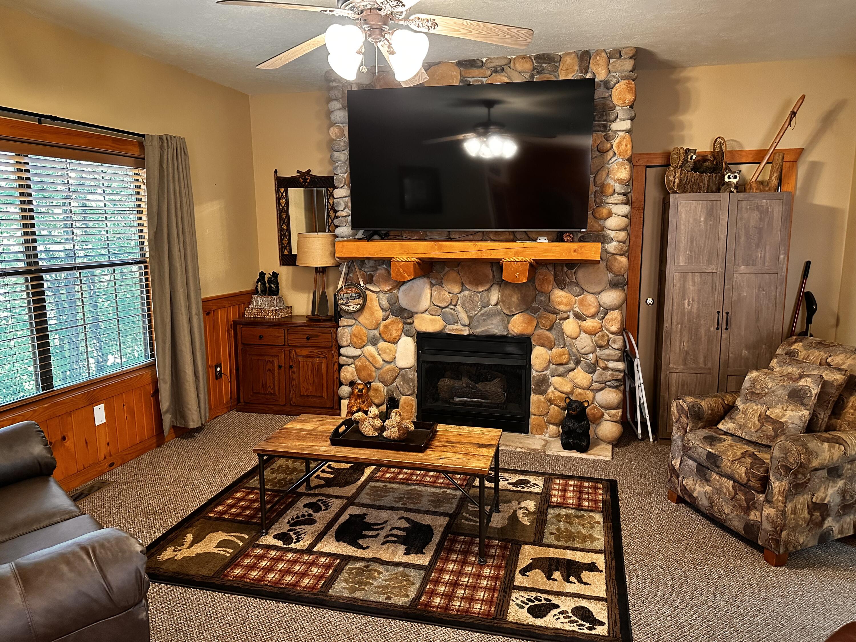 Photo 12 - Residential for sale – 264  Oak Ridge Road  Branson, MO