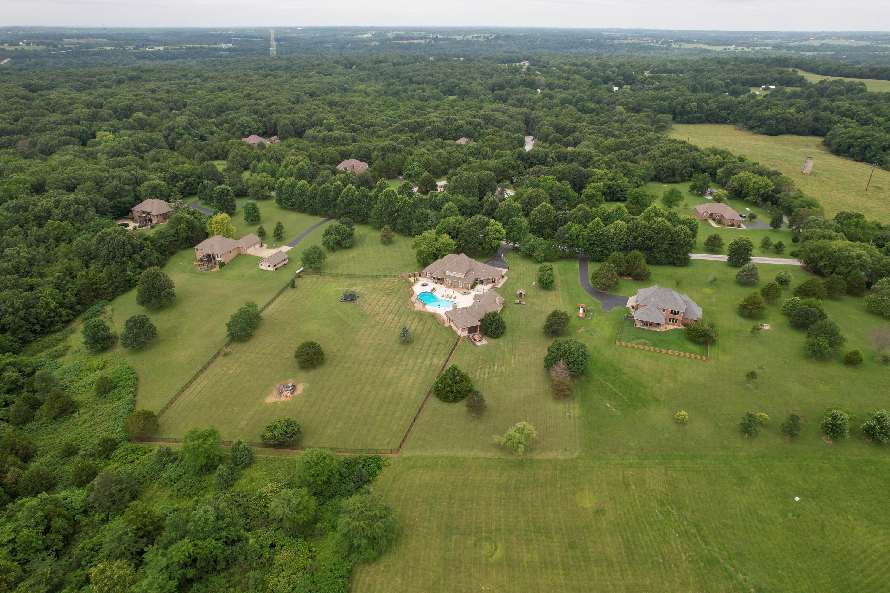 Photo 78 - Residential for sale – 1106 N Pebble Creek Drive  Nixa, MO