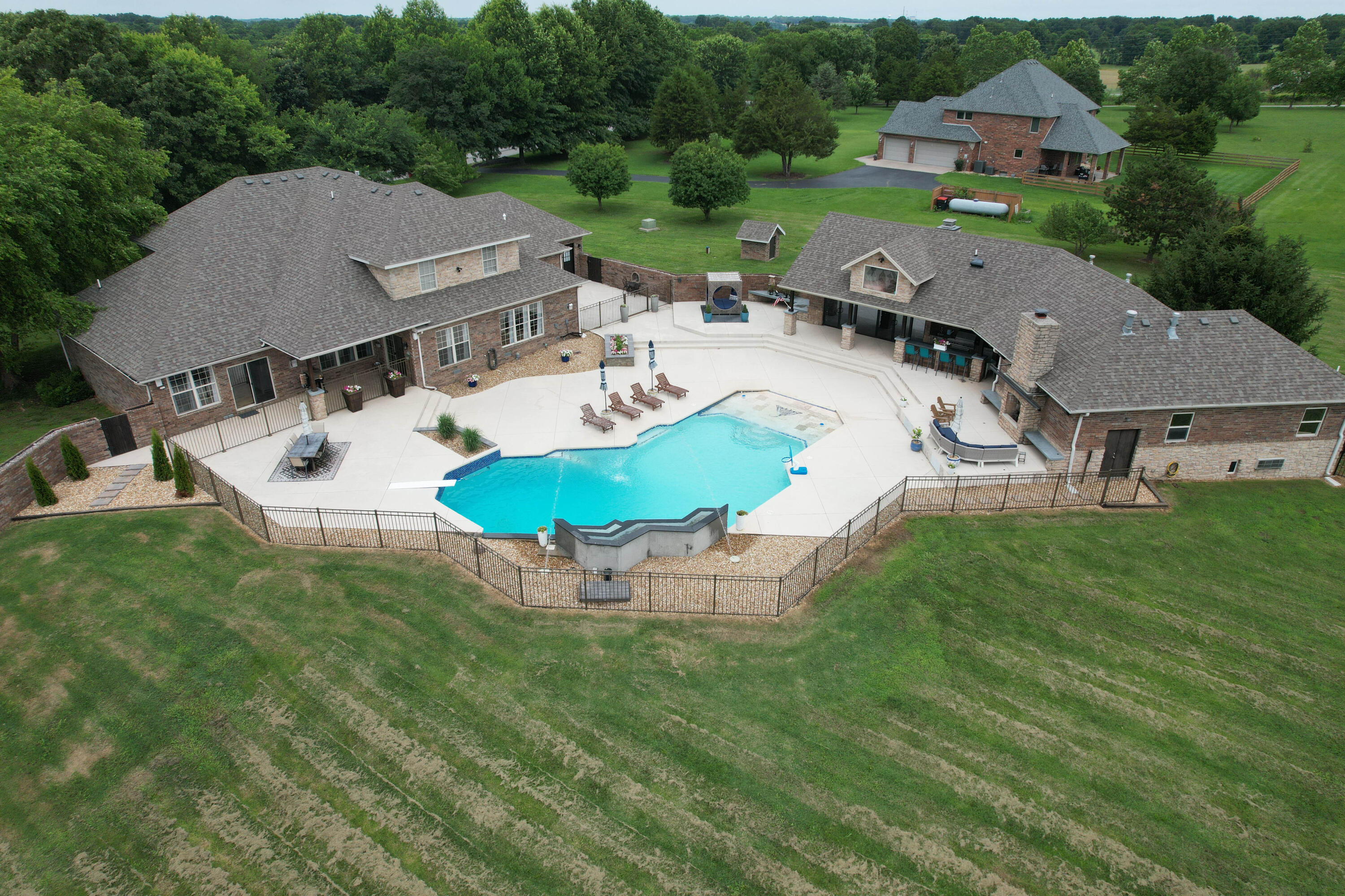Photo 80 - Residential for sale – 1106 N Pebble Creek Drive  Nixa, MO