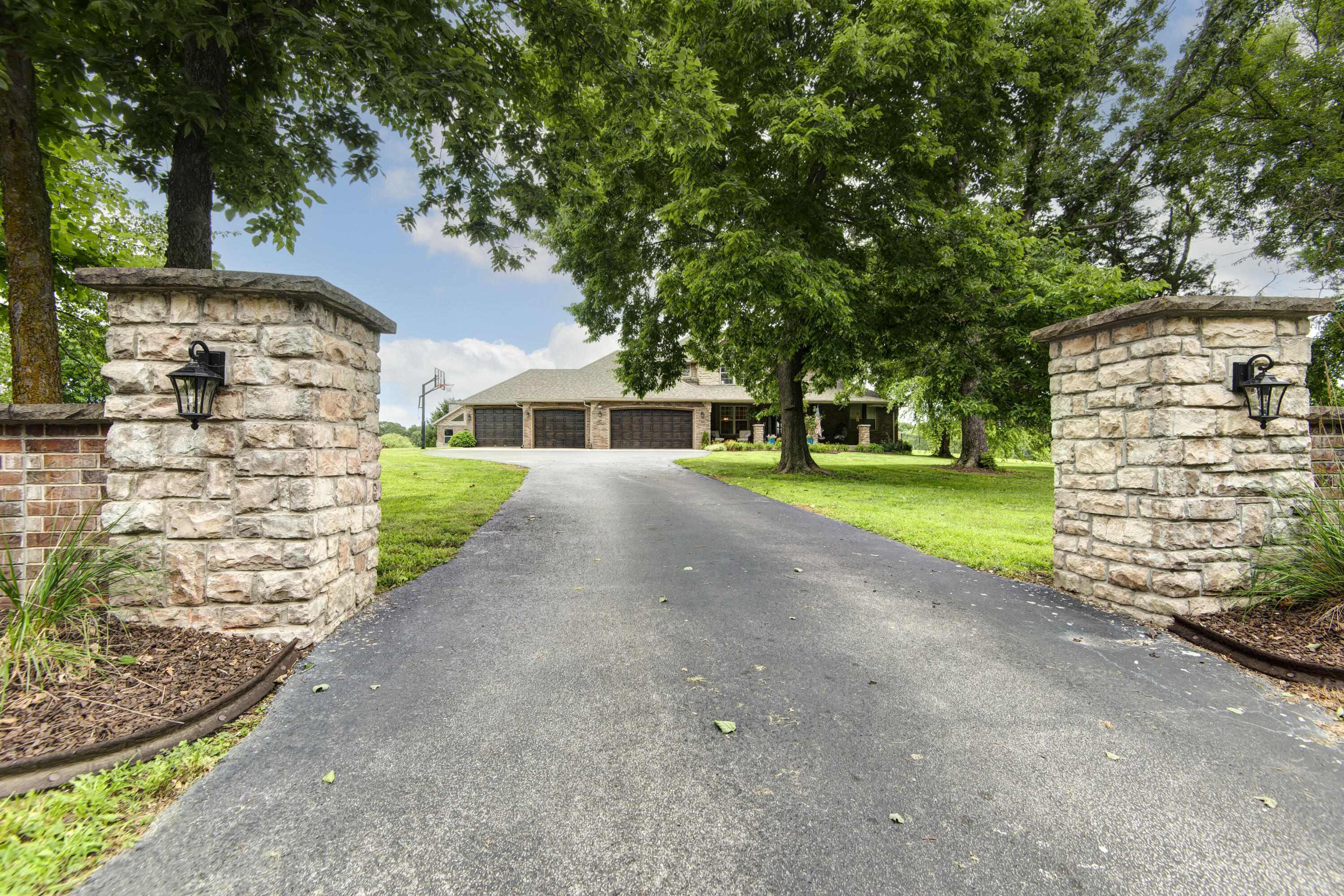Photo 81 - Residential for sale – 1106 N Pebble Creek Drive  Nixa, MO