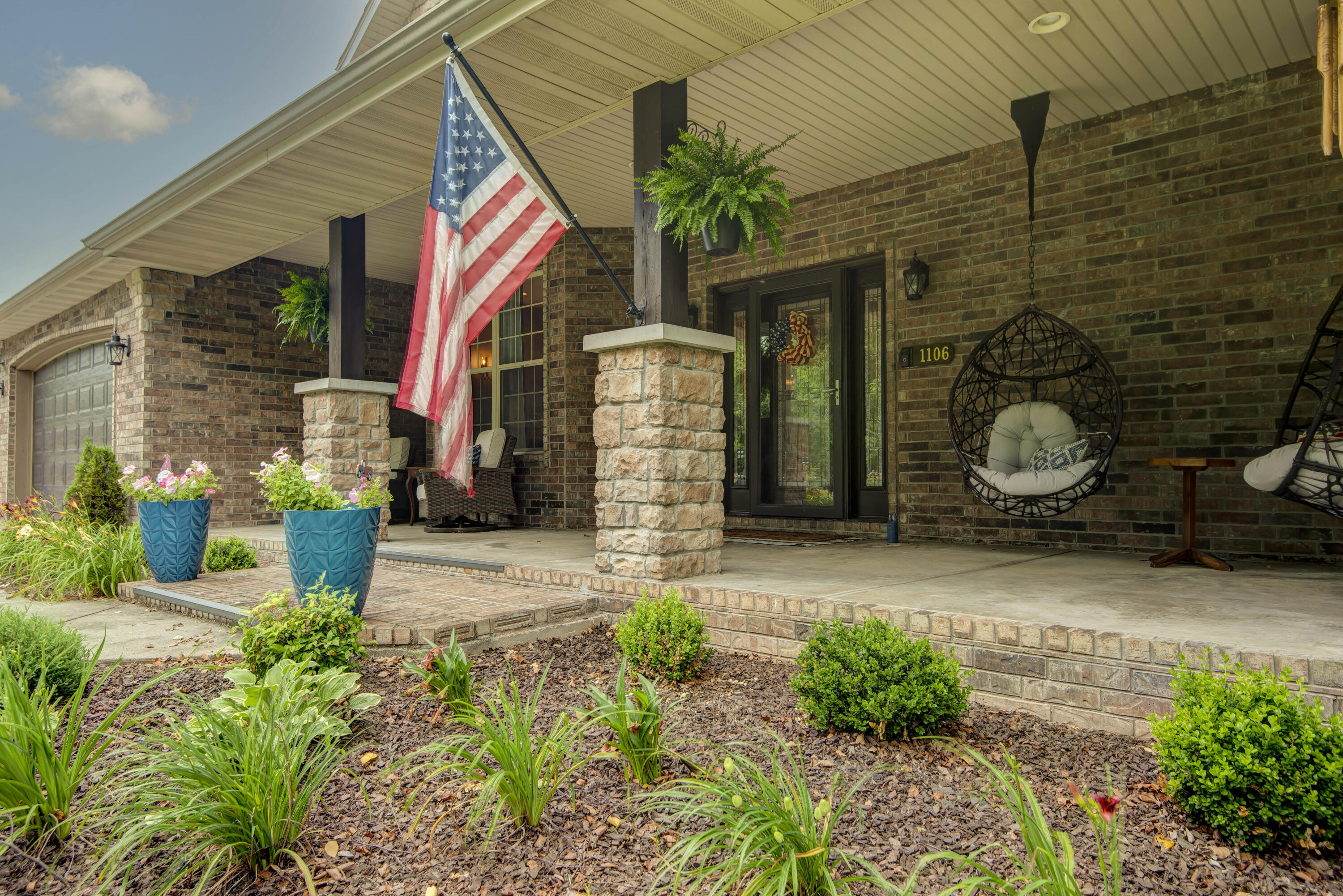 Photo 3 - Residential for sale – 1106 N Pebble Creek Drive  Nixa, MO