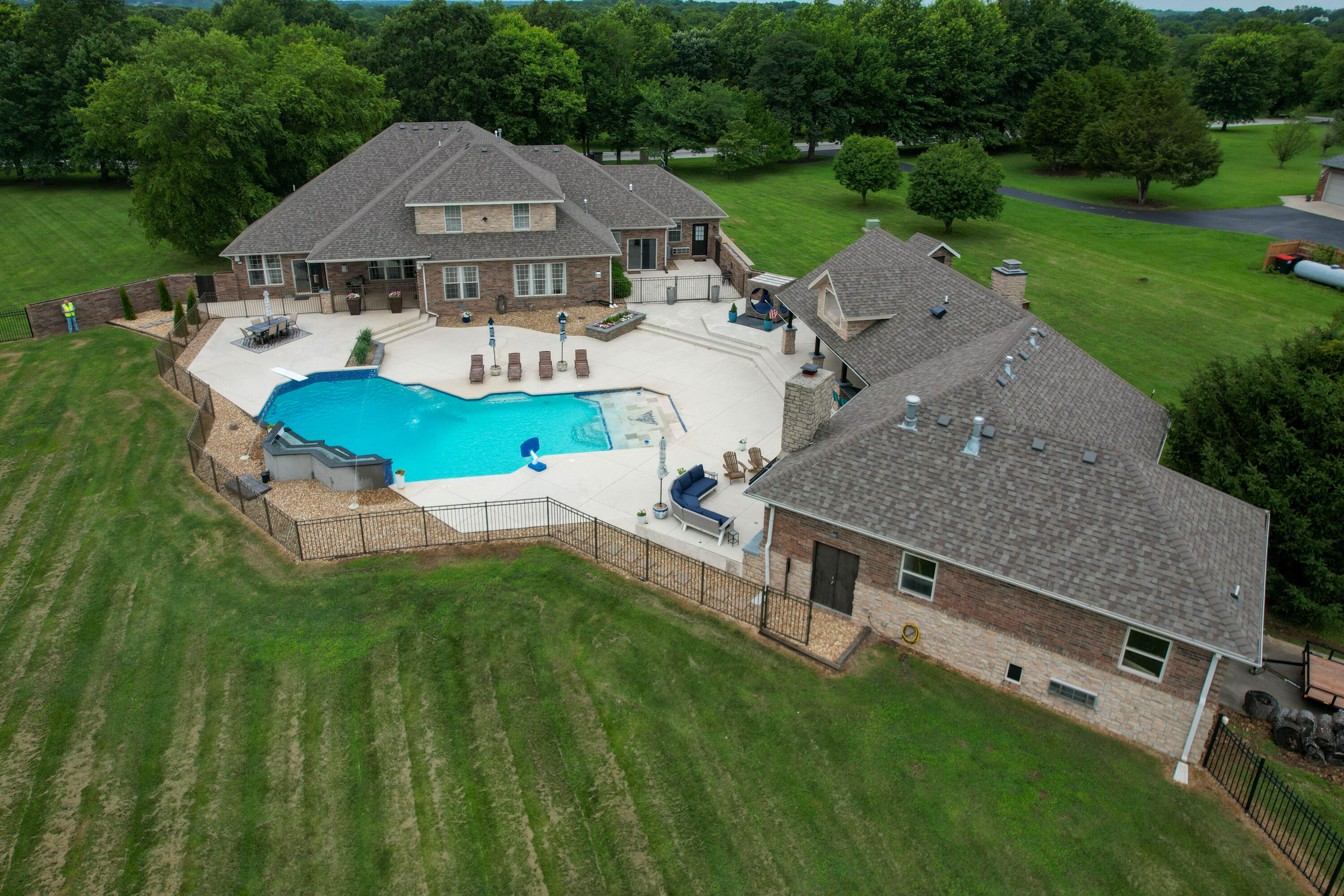 Photo 4 - Residential for sale – 1106 N Pebble Creek Drive  Nixa, MO