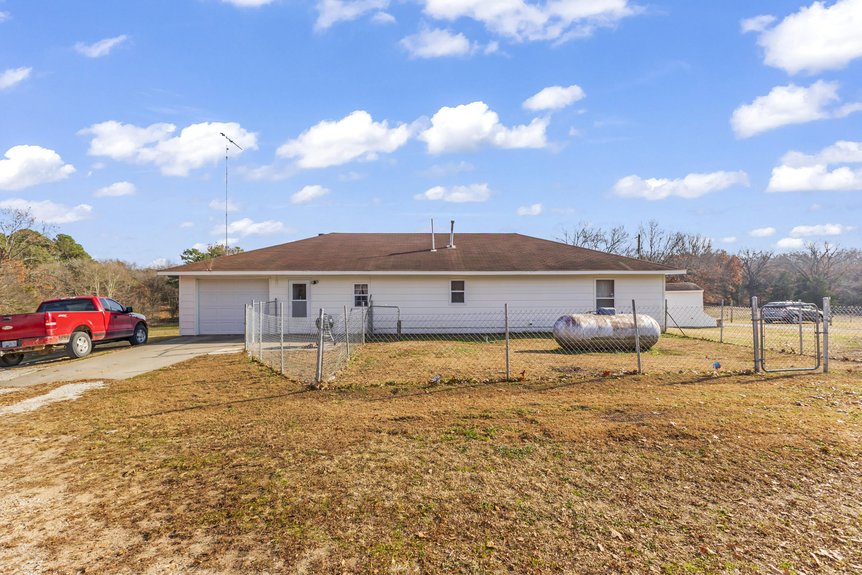 Photo 17 - Residential for sale – 240 S 701 Road  El Dorado Springs, MO