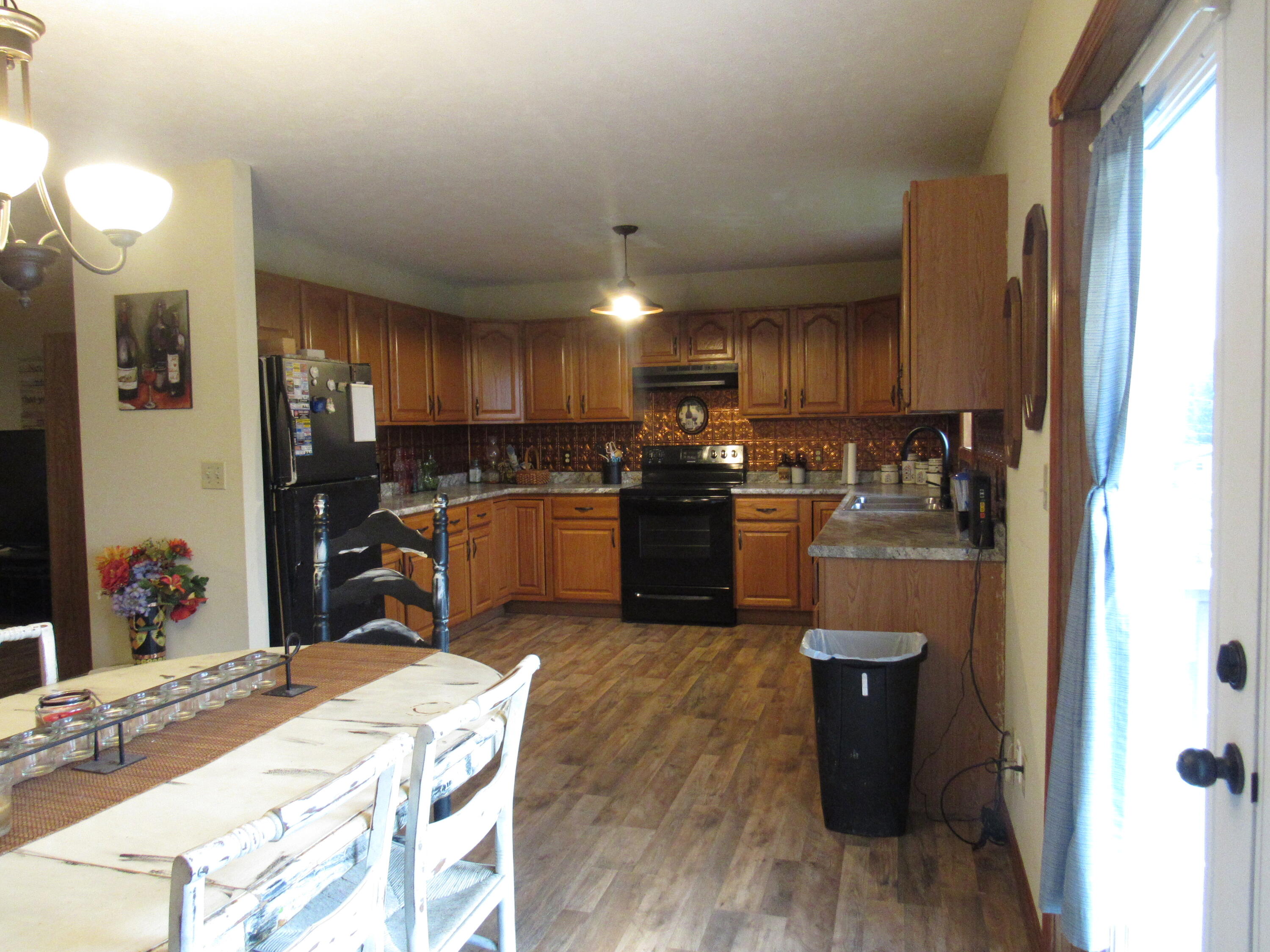 Photo 13 - Residential for sale – 547 N Dill Street  Marshfield, MO
