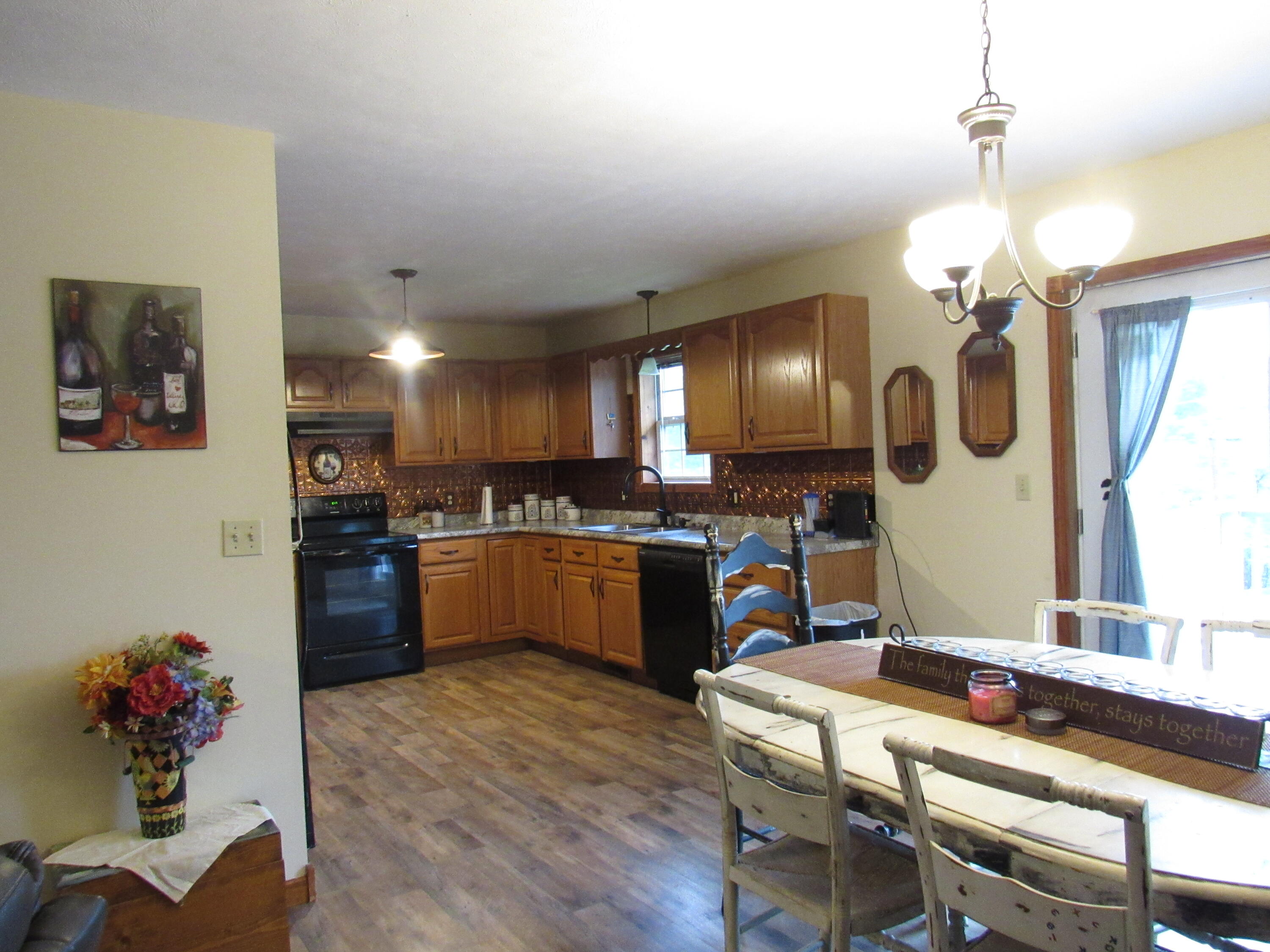 Photo 12 - Residential for sale – 547 N Dill Street  Marshfield, MO