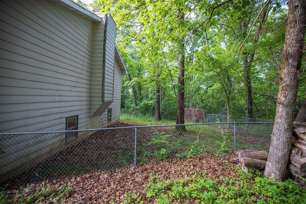 Photo 8 - Residential for sale – 230 E Silver Creek Road  Forsyth, MO