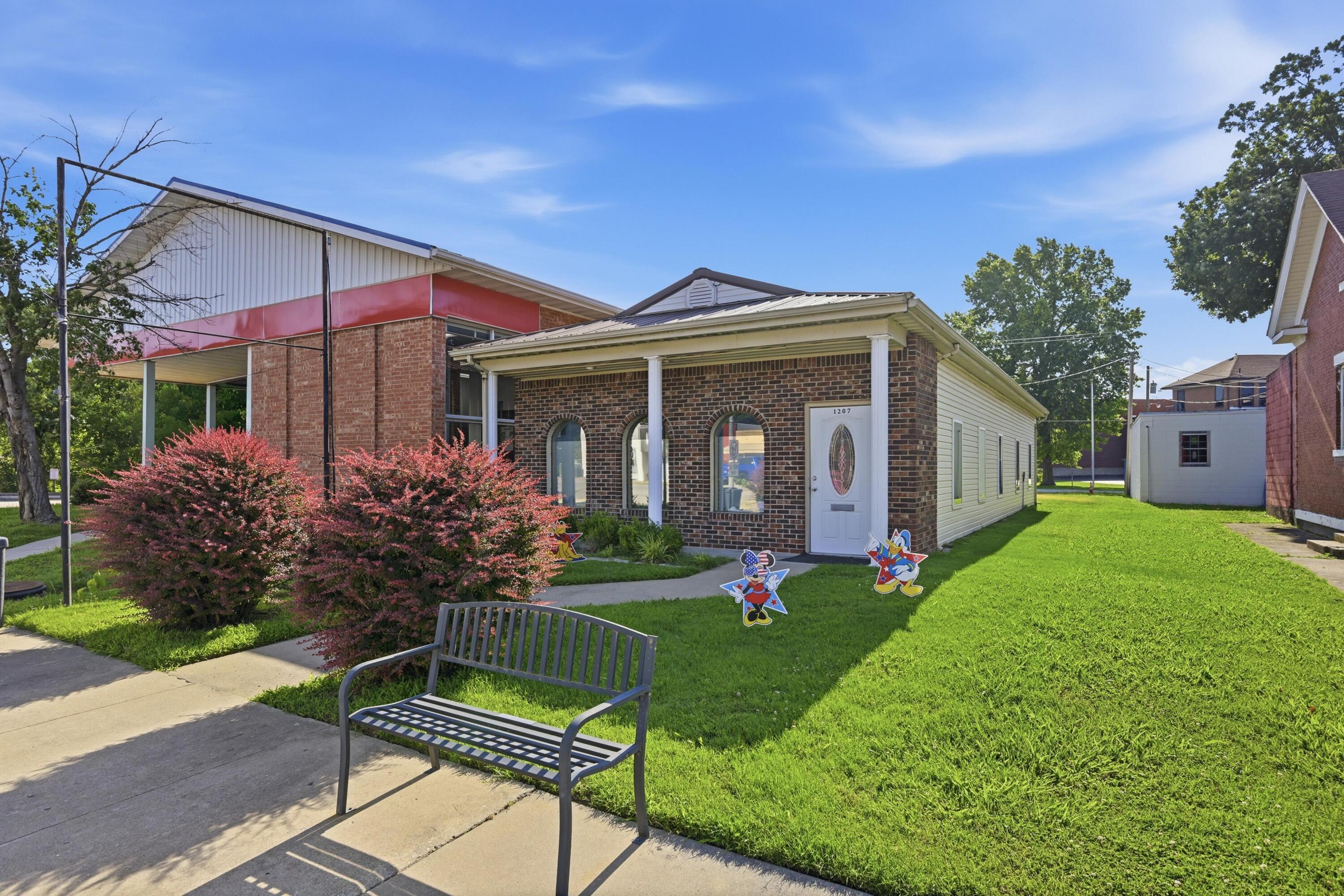 Photo 5 - Commercial Sale for sale – 1207  Cherokee Avenue  Seneca, MO