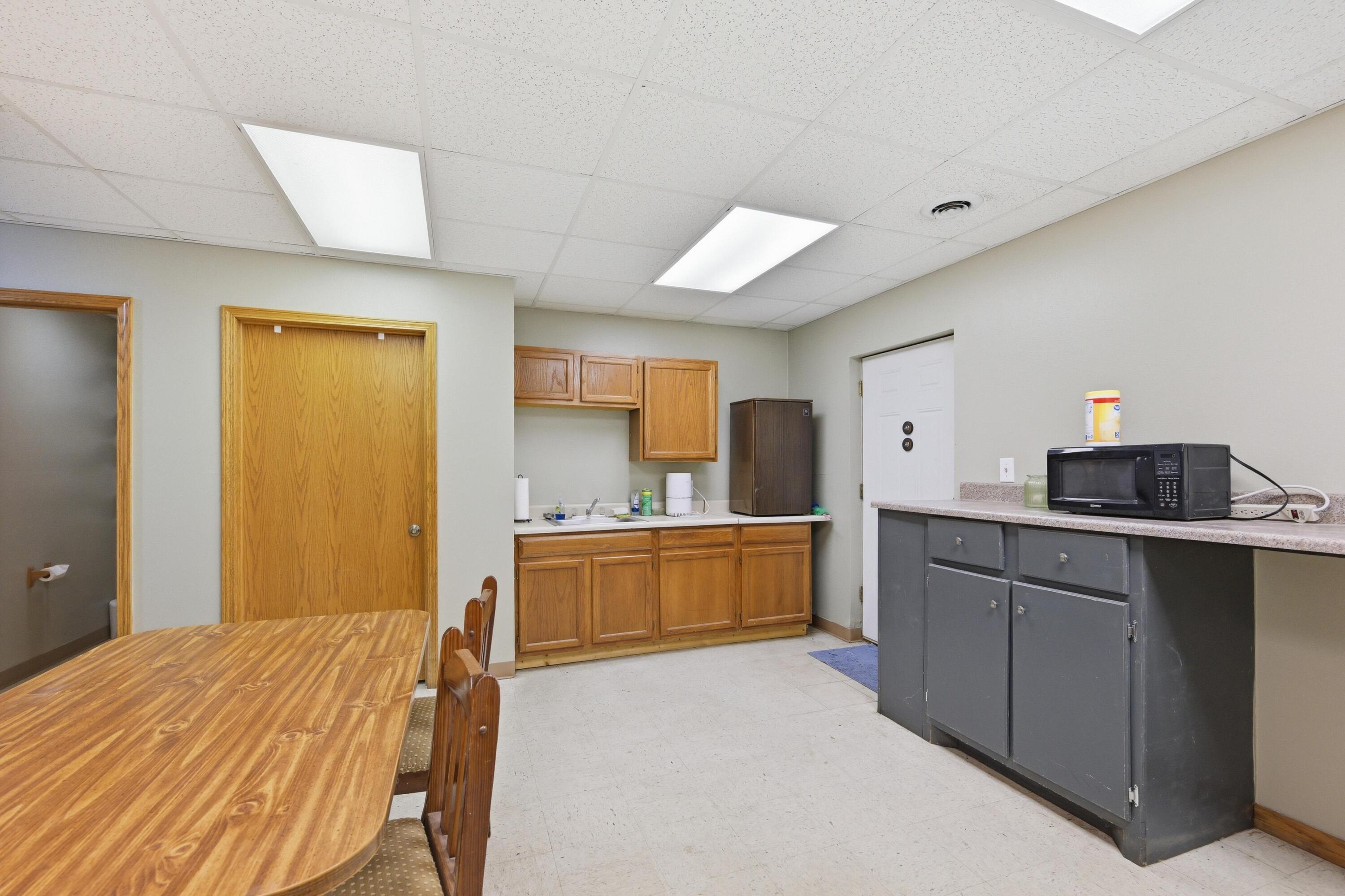 Photo 18 - Commercial Sale for sale – 1207  Cherokee Avenue  Seneca, MO