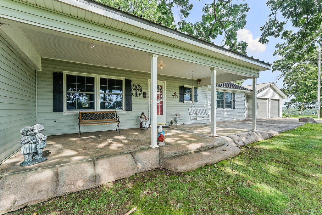 Photo 6 - Residential for sale – 19150  Hereford Road  Neosho, MO
