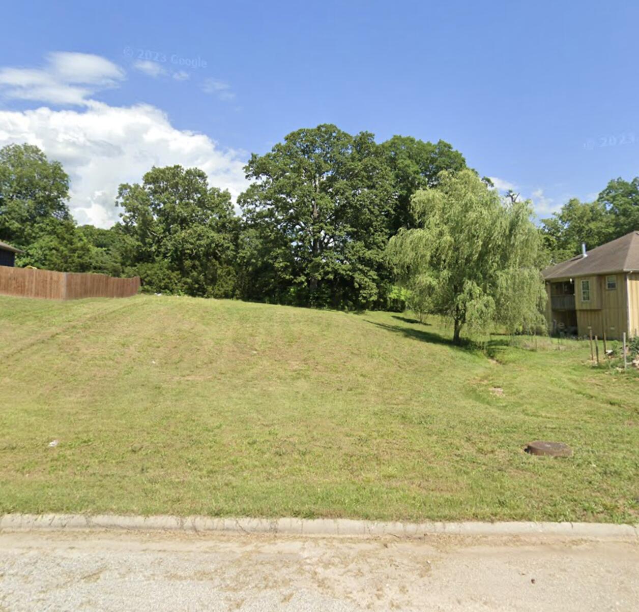 Land for sale – 970 S 21st Avenue  Ozark, MO