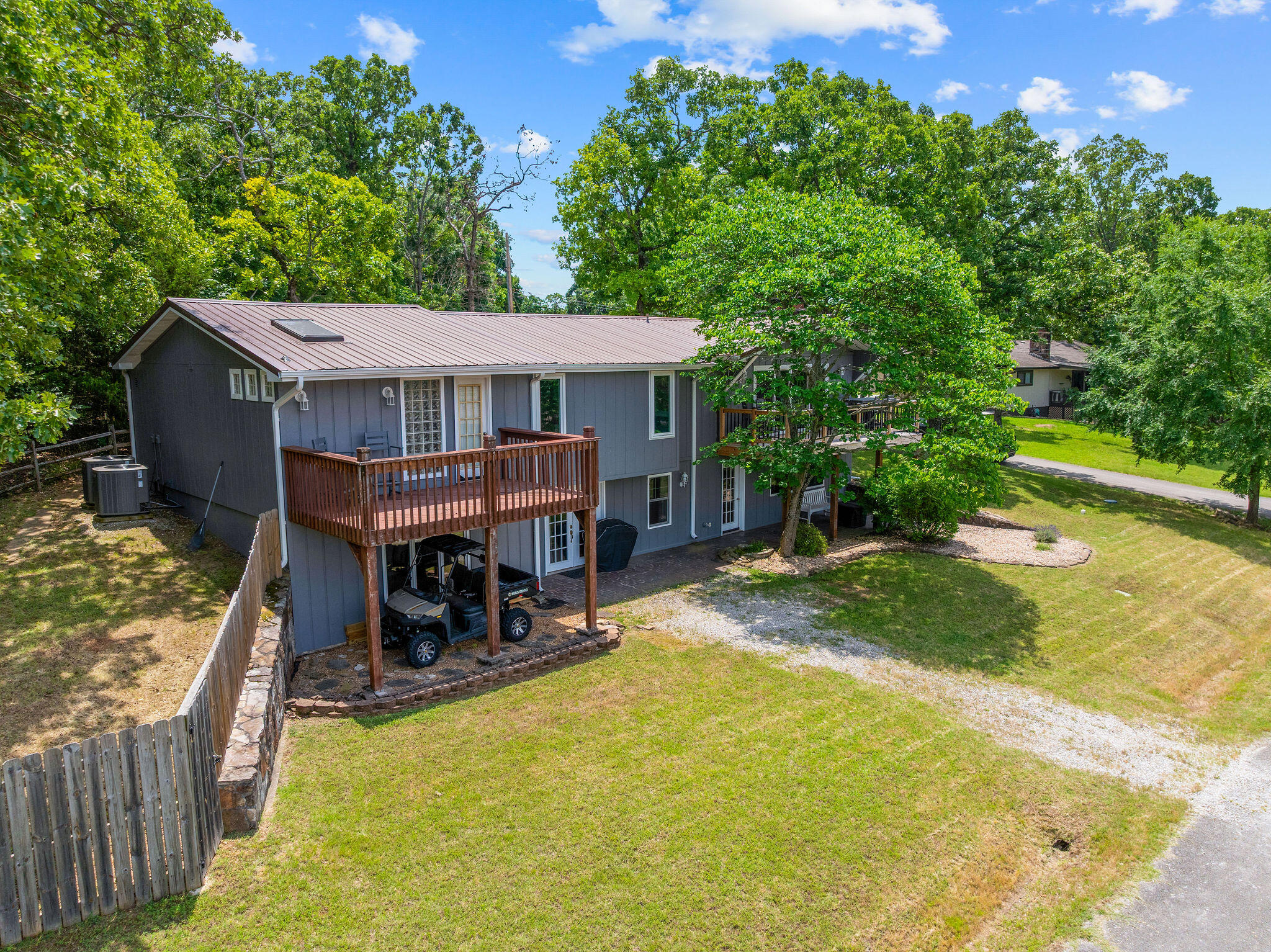 Photo 5 - Residential for sale – 500  Timberlane Point Road  Branson, MO