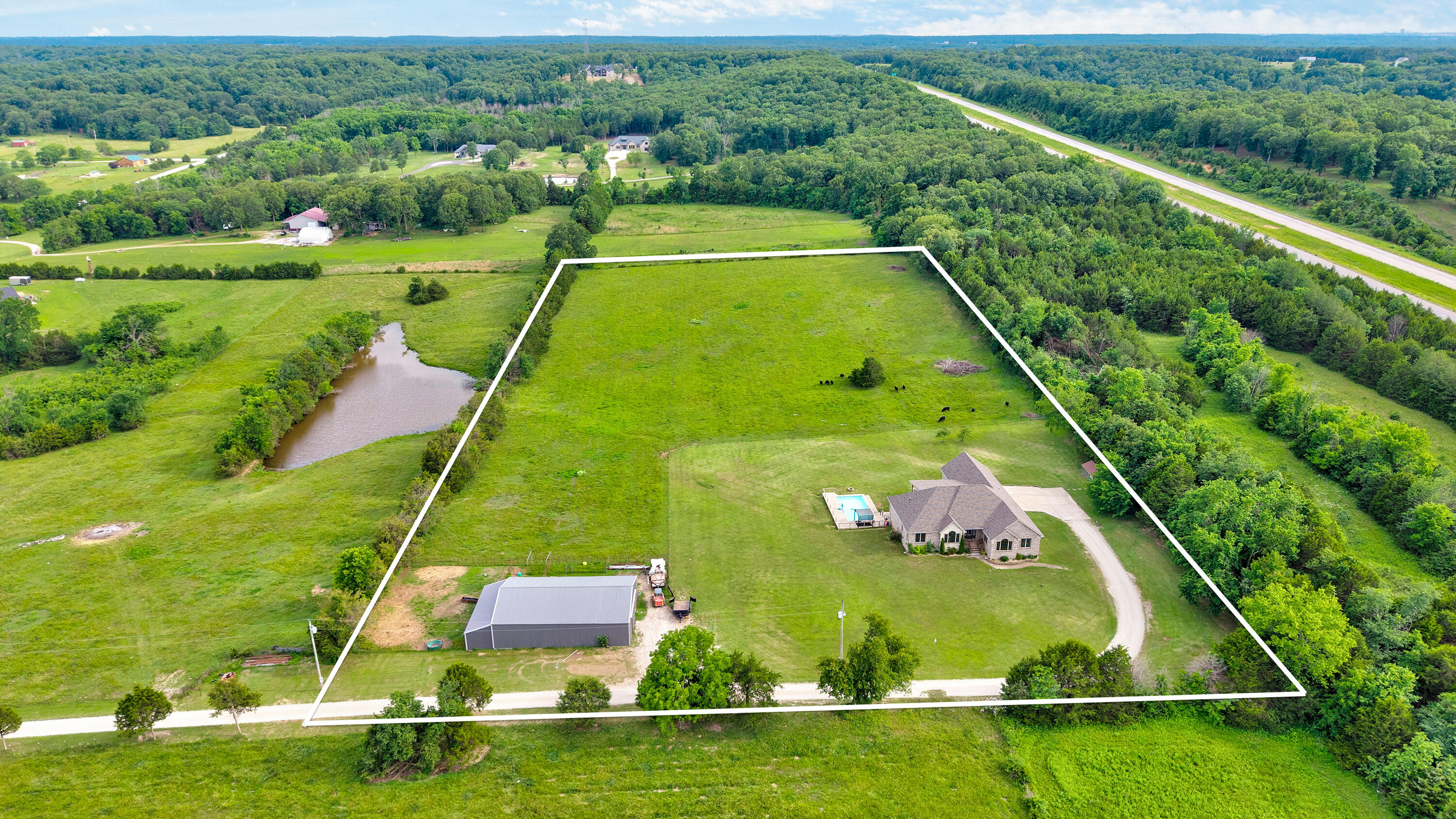 Photo 39 - Residential for sale – 8105 N Farm Road 207   Strafford, MO