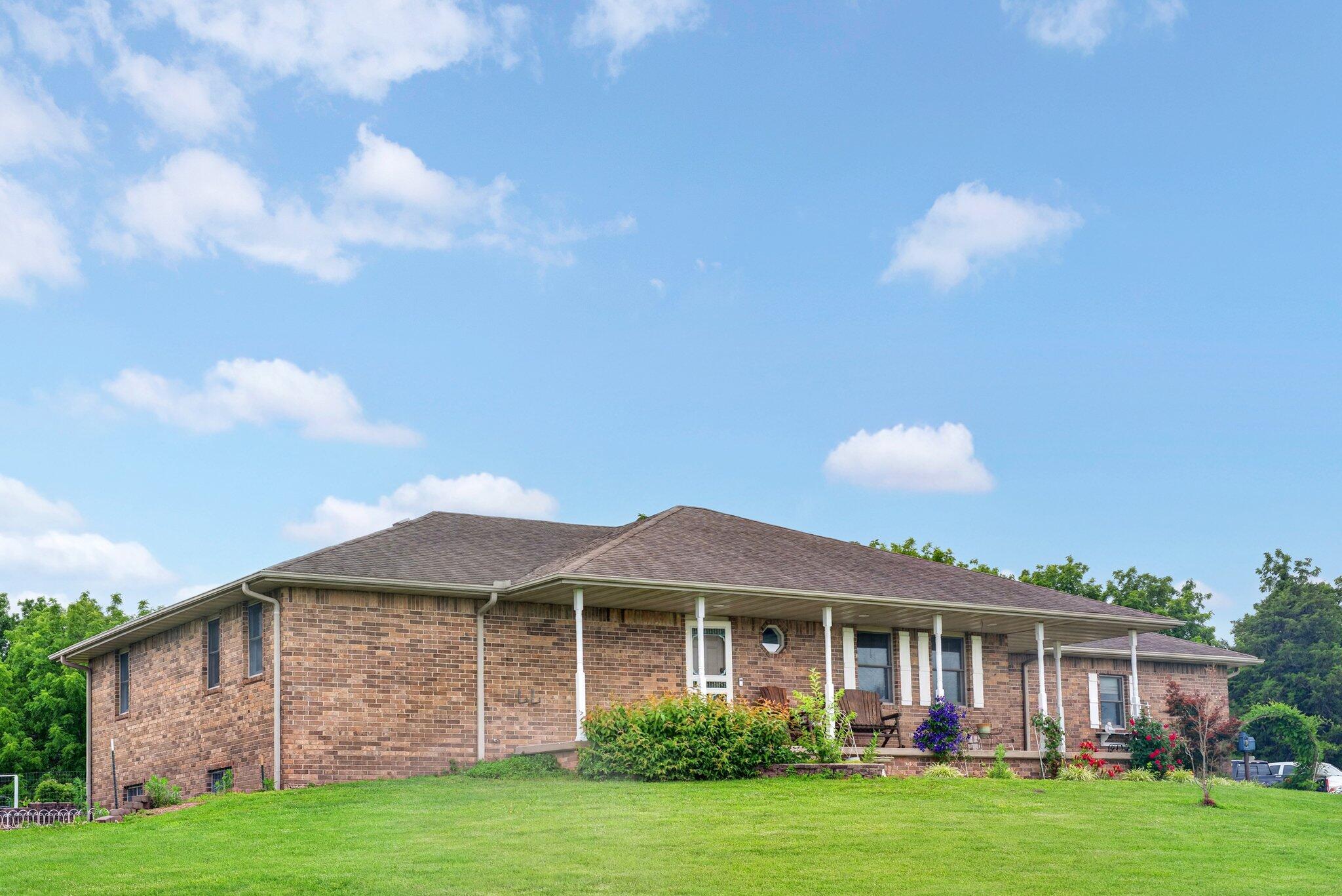 Photo 2 - Residential for sale – 11763  Highway V   Mt Vernon, MO