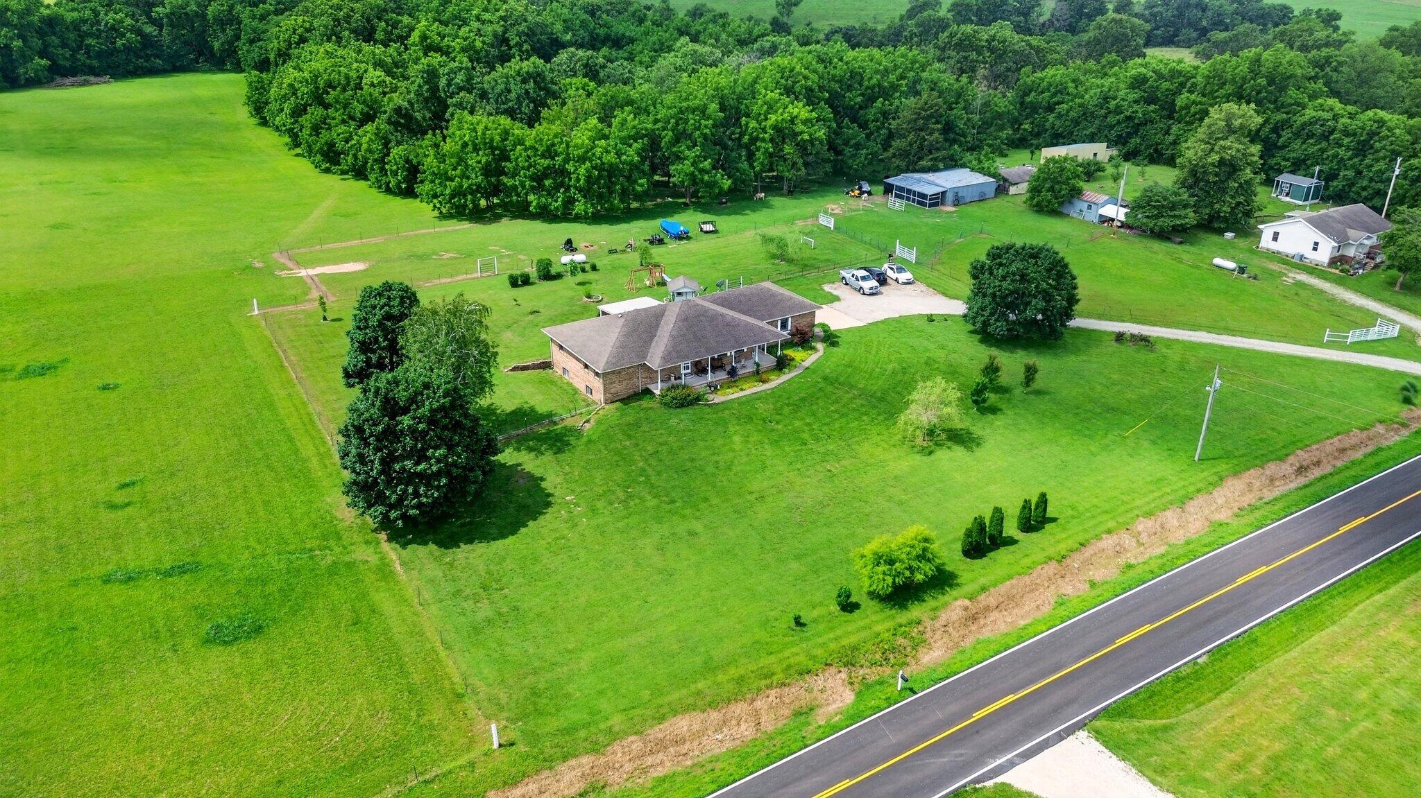 Photo 22 - Residential for sale – 11763  Highway V   Mt Vernon, MO