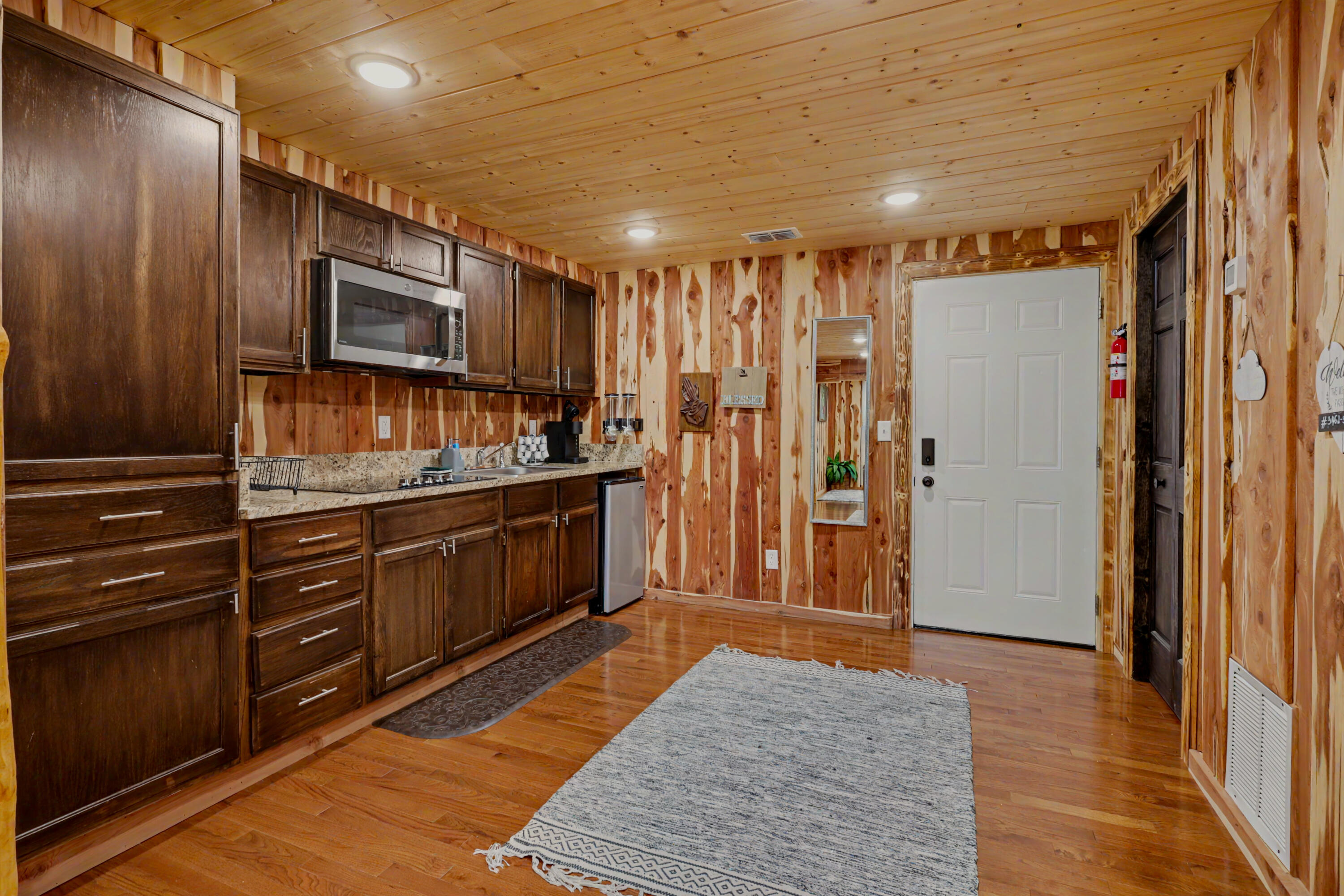 Photo 8 - Residential for sale – 156  Lakeridge Road  Rockaway Beach, MO