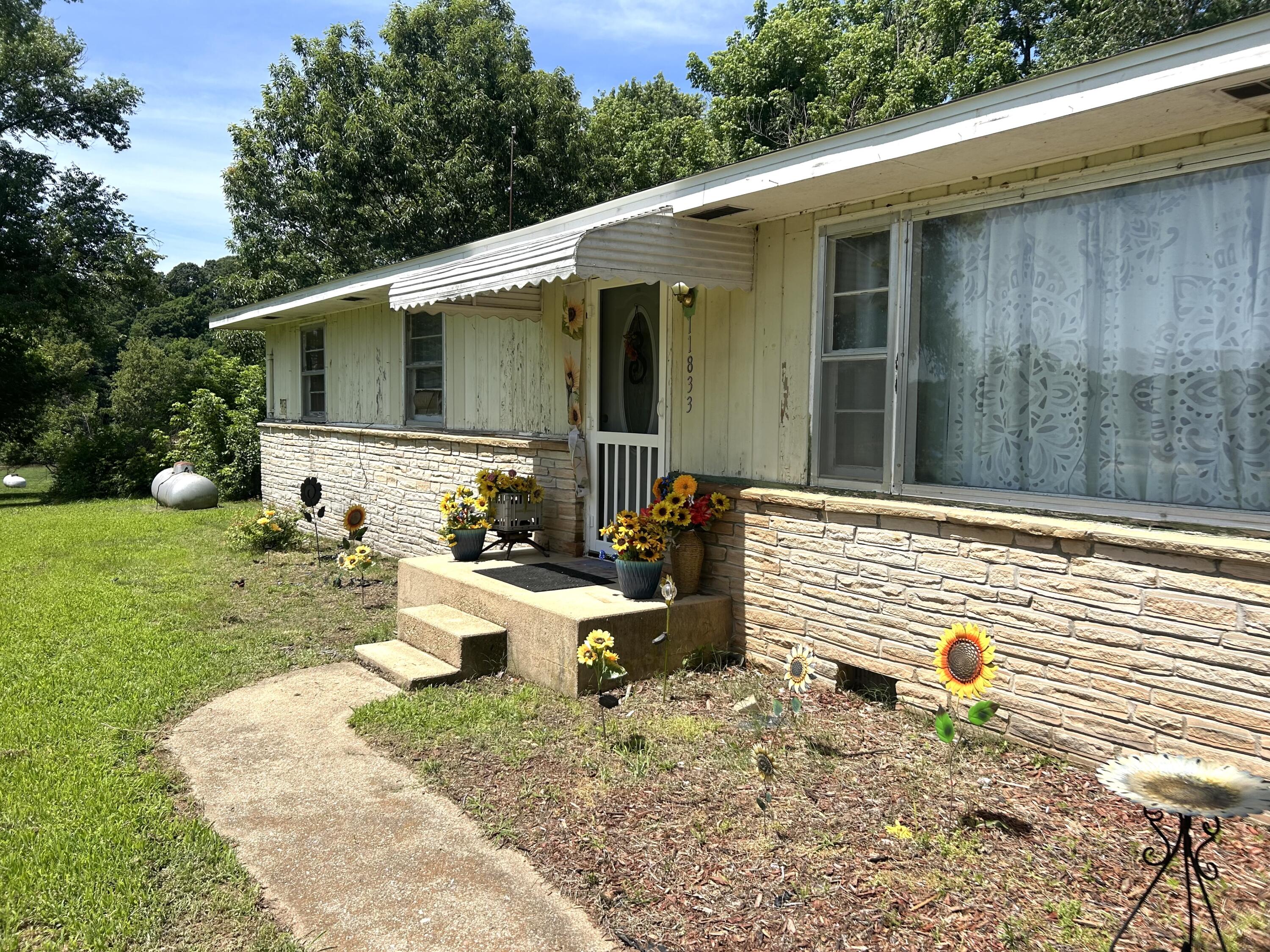 Photo 6 - Residential for sale – 11833  State Highway 95   Thornfield, MO