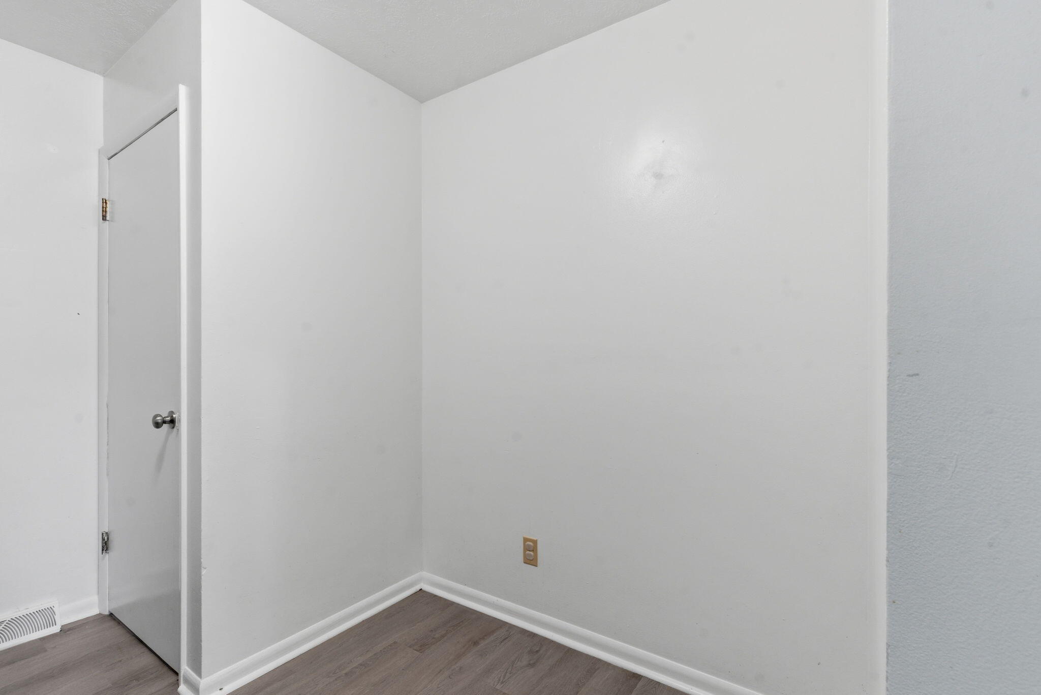 Photo 9 - Residential Lease for sale – 1017 W Washita Street  Springfield, MO