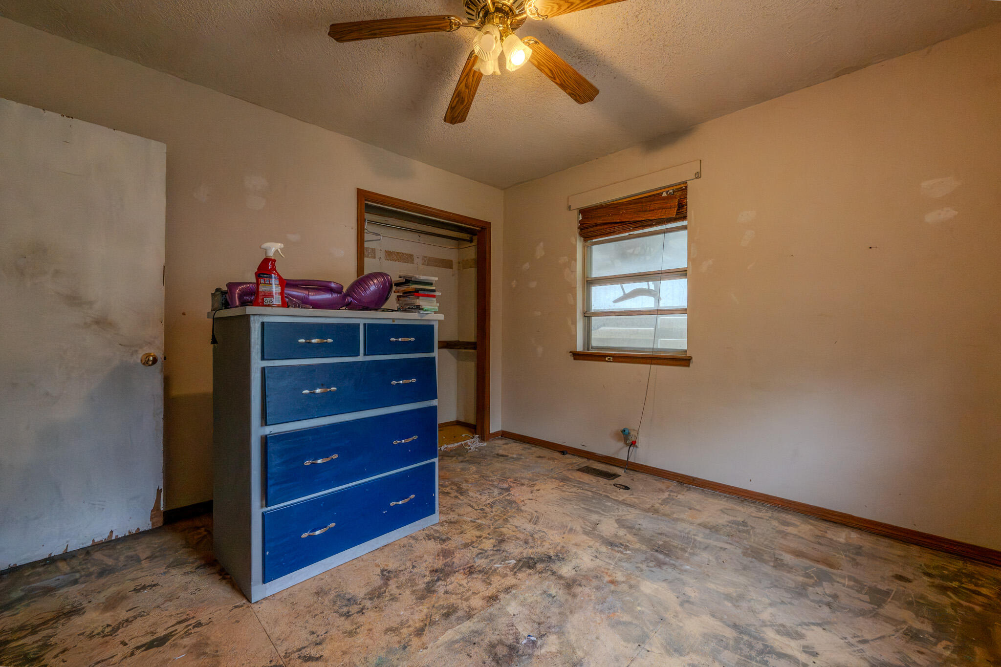 Photo 9 - Residential for sale – 504  Woodland Street  Carl Junction, MO