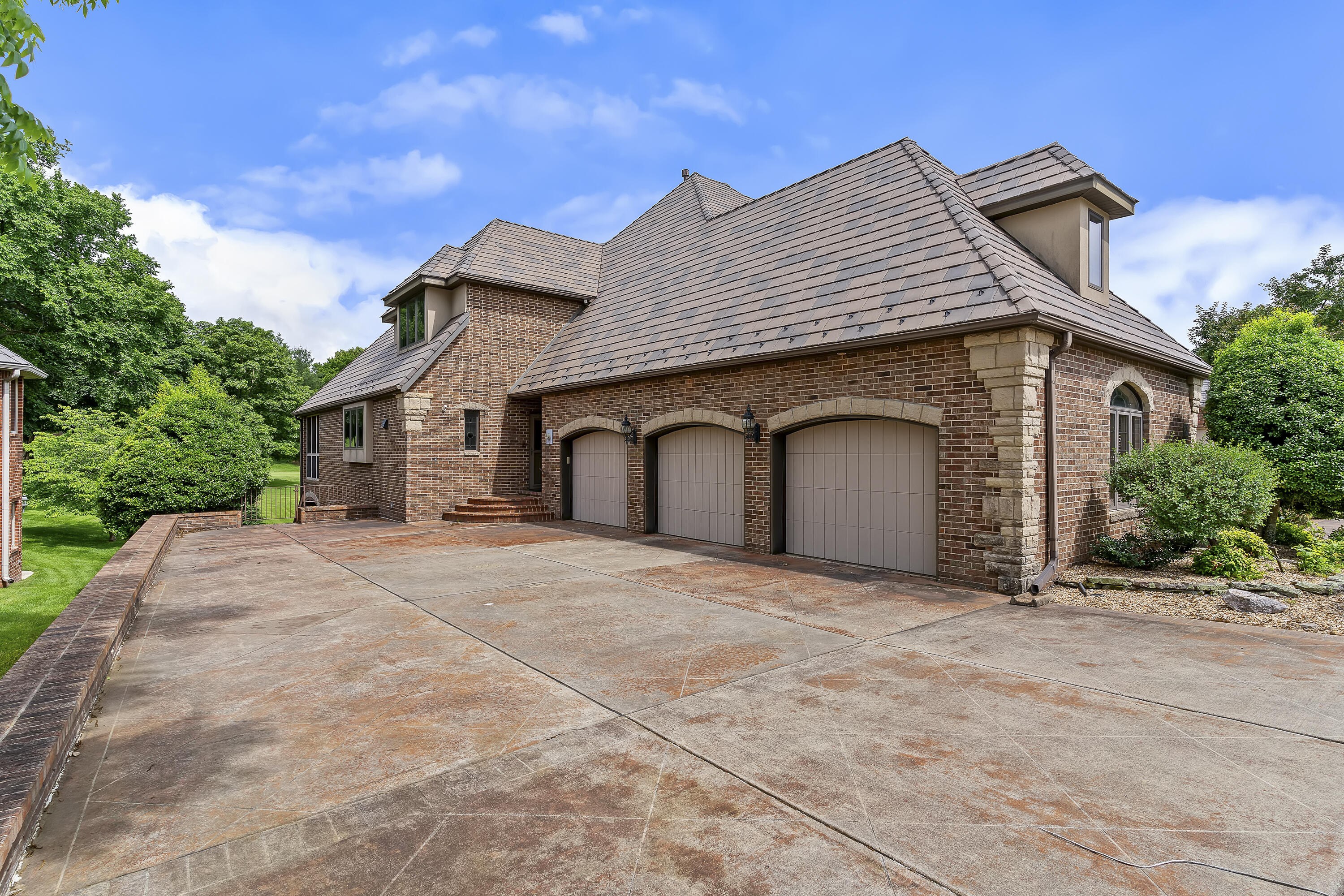 Photo 4 - Residential for sale – 5418 S Castlebay Drive  Springfield, MO
