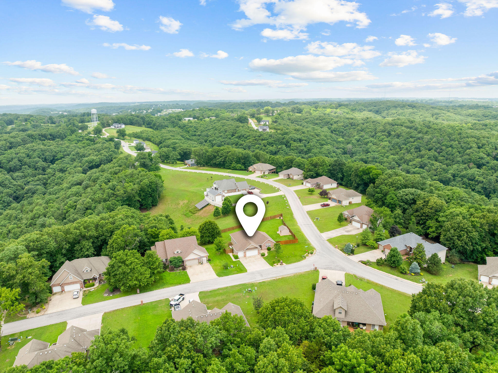 Photo 11 - Residential for sale – 106  Southview Drive  Branson, MO