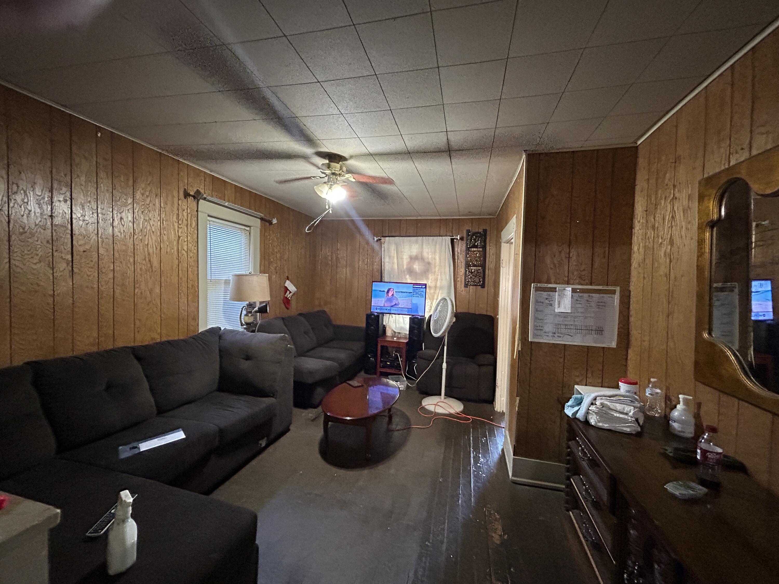 Photo 9 - Residential Income for sale – 429 S Broadway Avenue  Springfield, MO