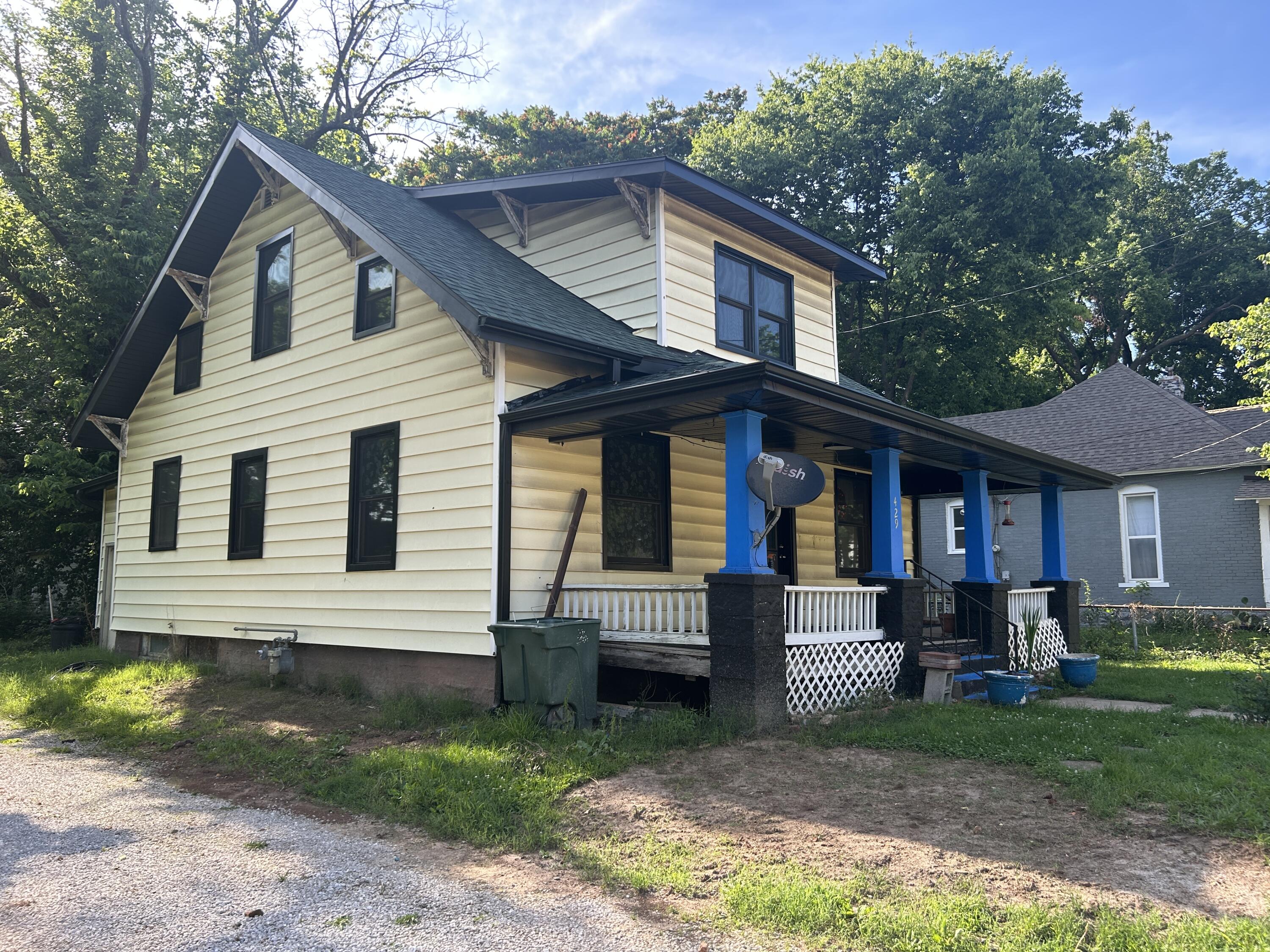 Residential Income for sale – 429 S Broadway Avenue  Springfield, MO
