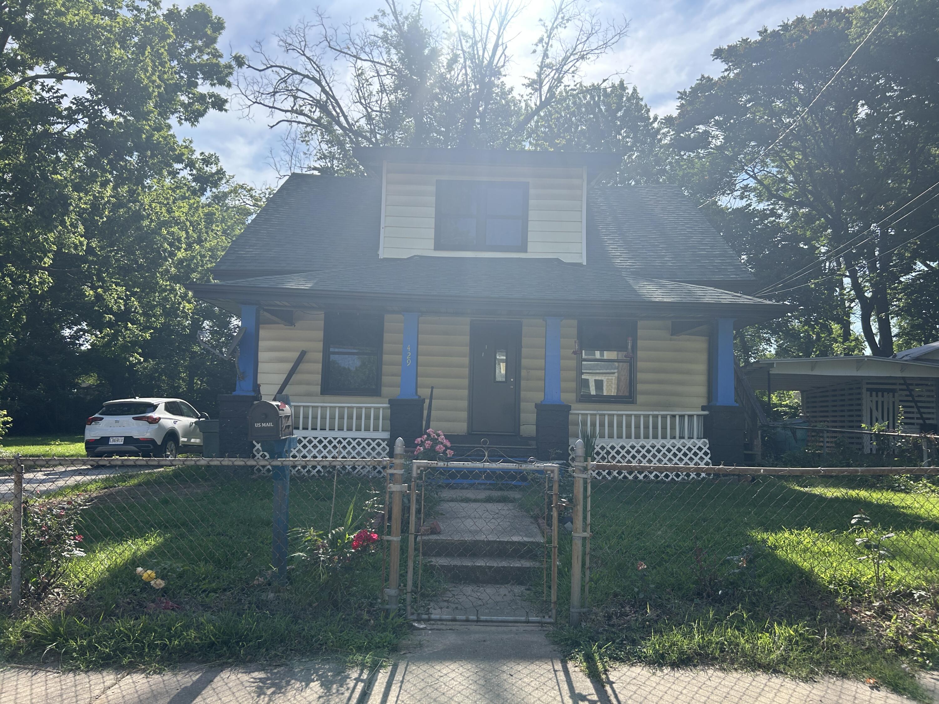 Photo 2 - Residential Income for sale – 429 S Broadway Avenue  Springfield, MO