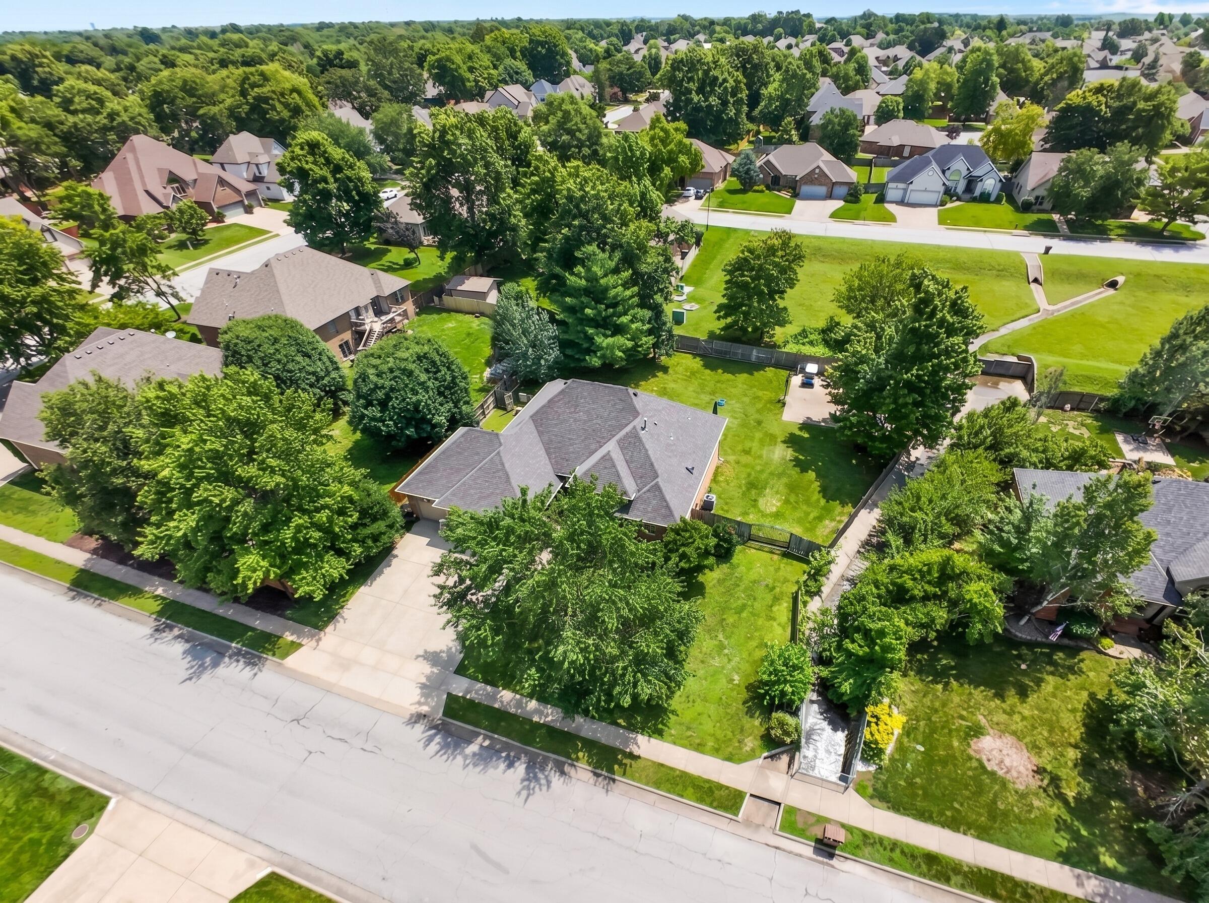 Photo 3 - Residential for sale – 4840 S Prairie View Avenue  Battlefield, MO