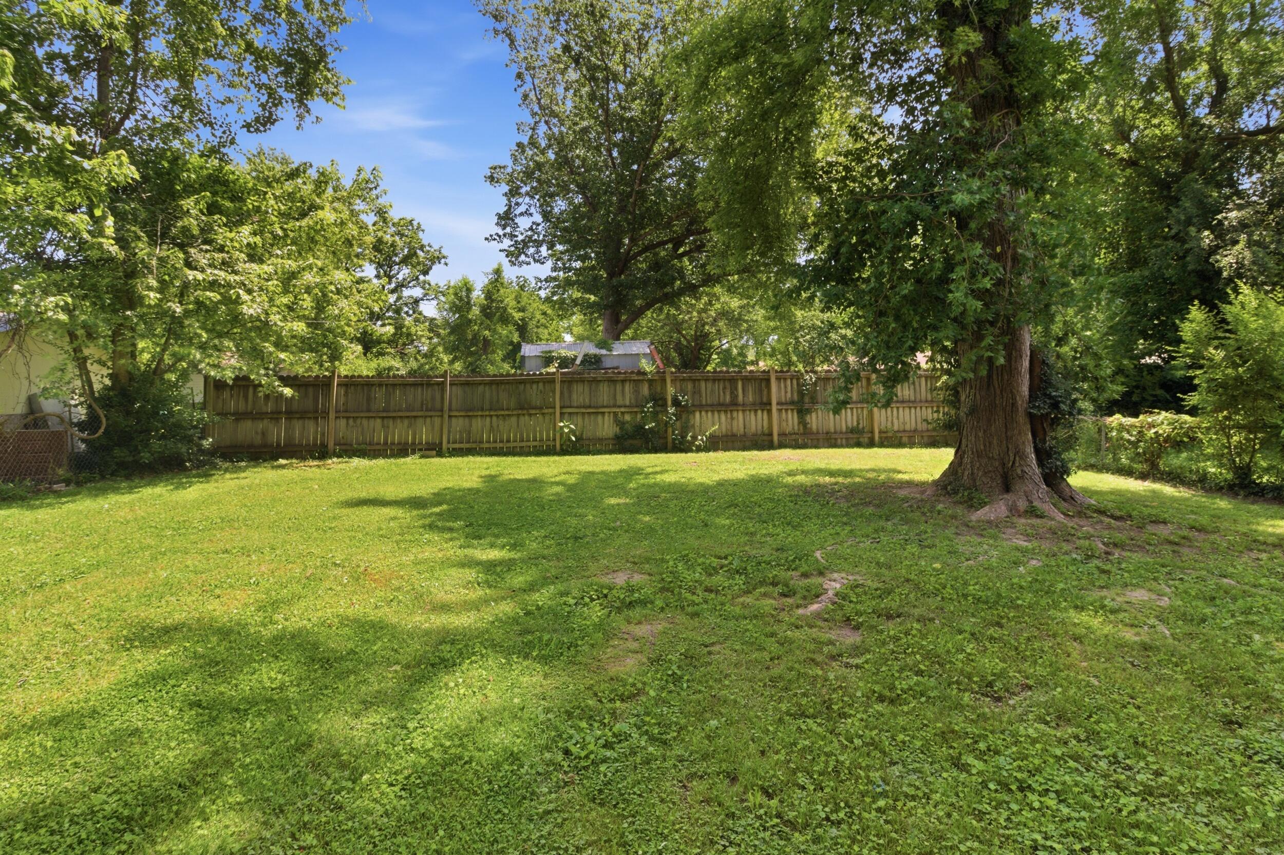 Photo 9 - Residential for sale – 608 S High Street  Mountain Grove, MO