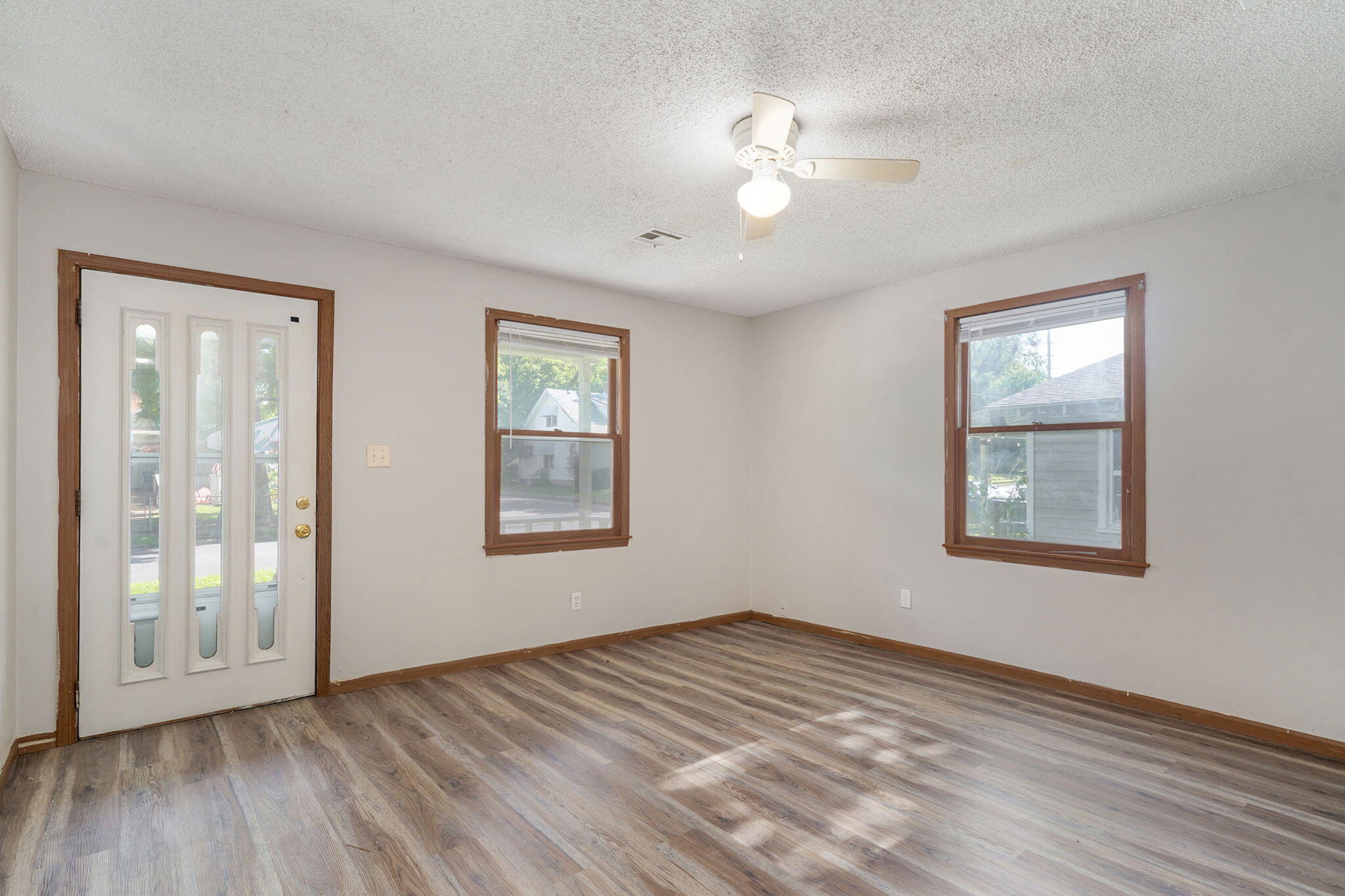 Photo 5 - Residential for sale – 800 W Central Street  Springfield, MO