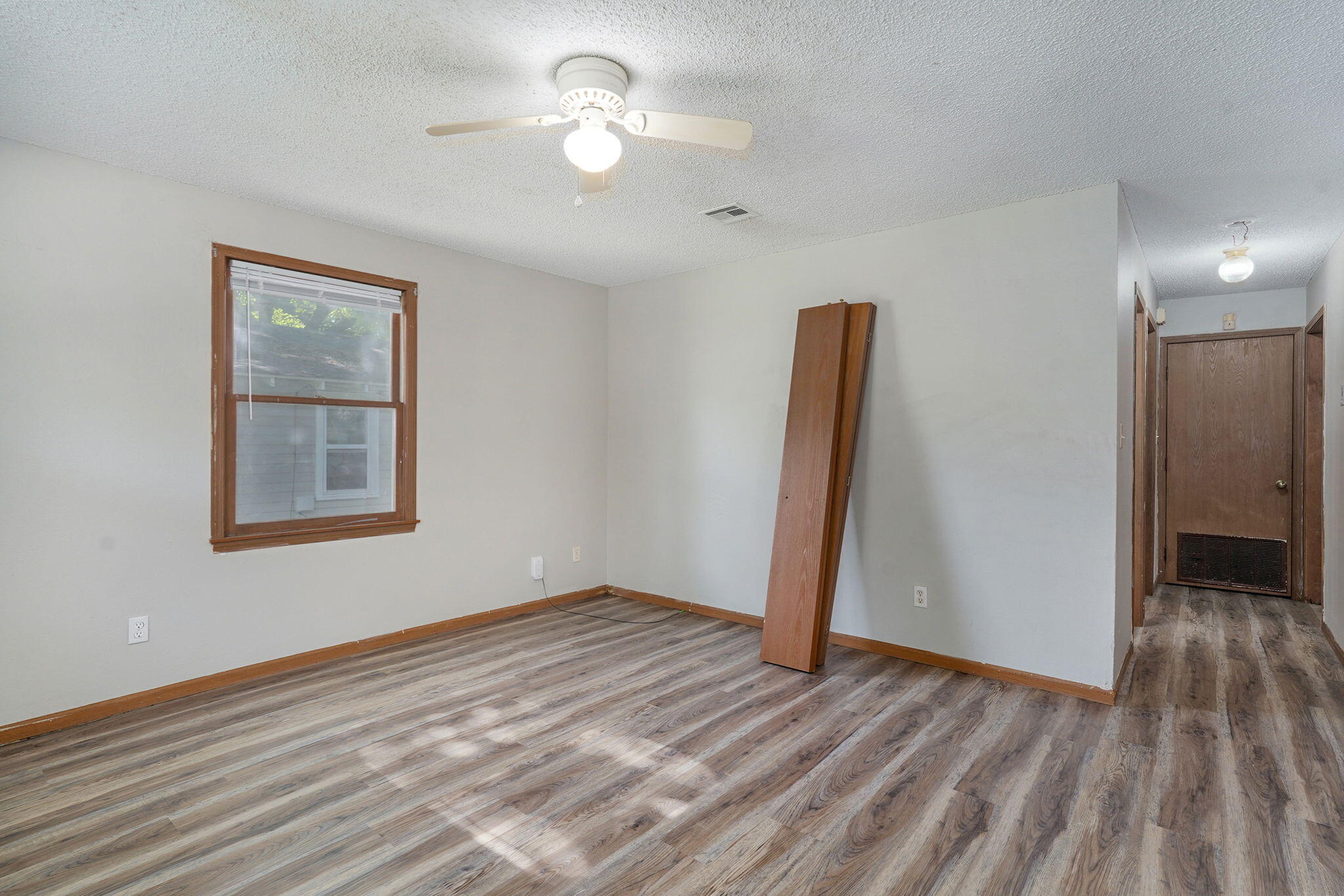 Photo 4 - Residential for sale – 800 W Central Street  Springfield, MO