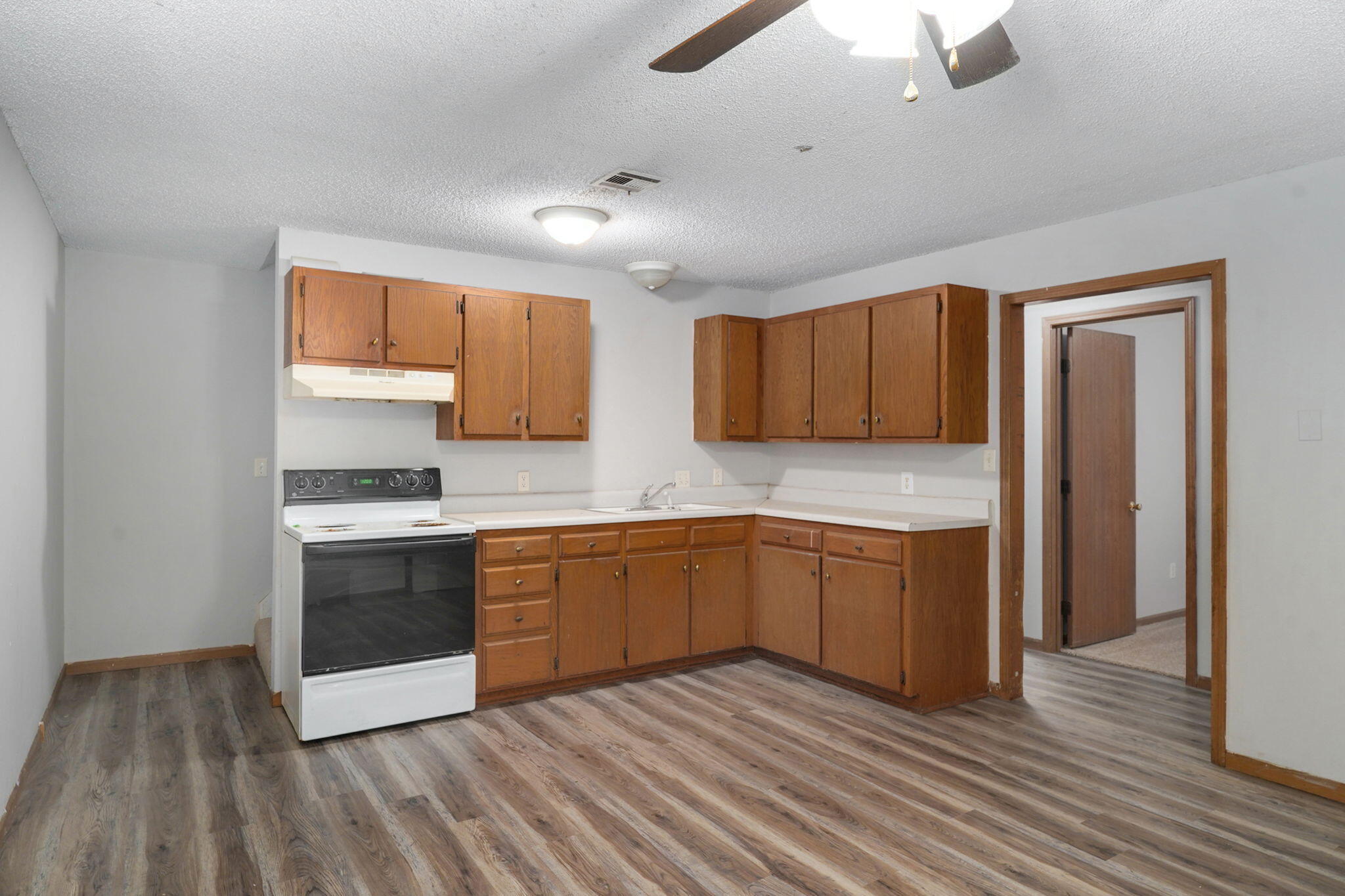 Photo 13 - Residential for sale – 800 W Central Street  Springfield, MO