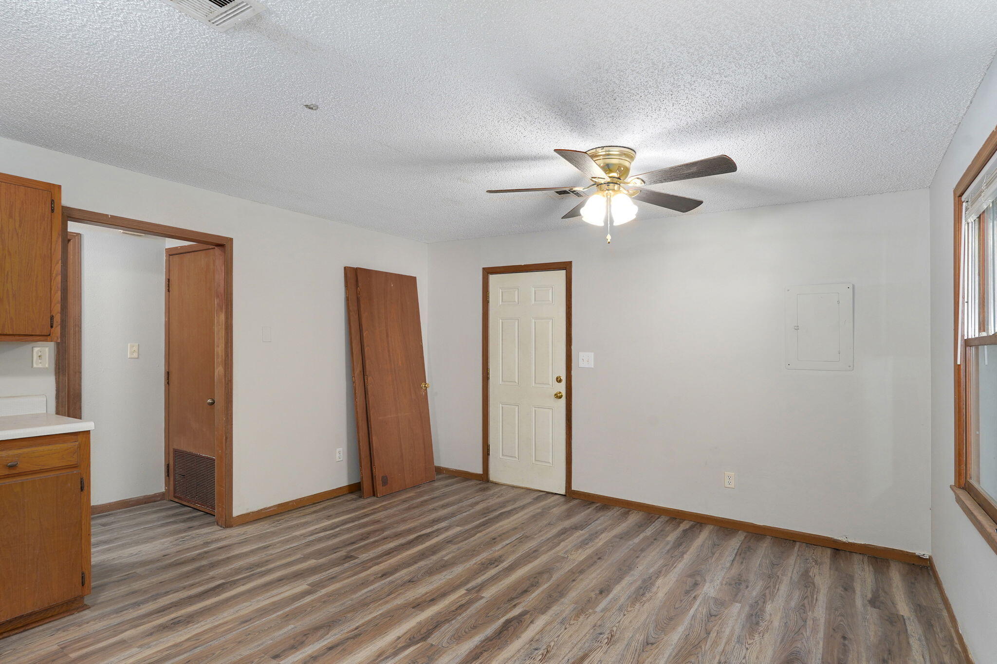 Photo 14 - Residential for sale – 800 W Central Street  Springfield, MO