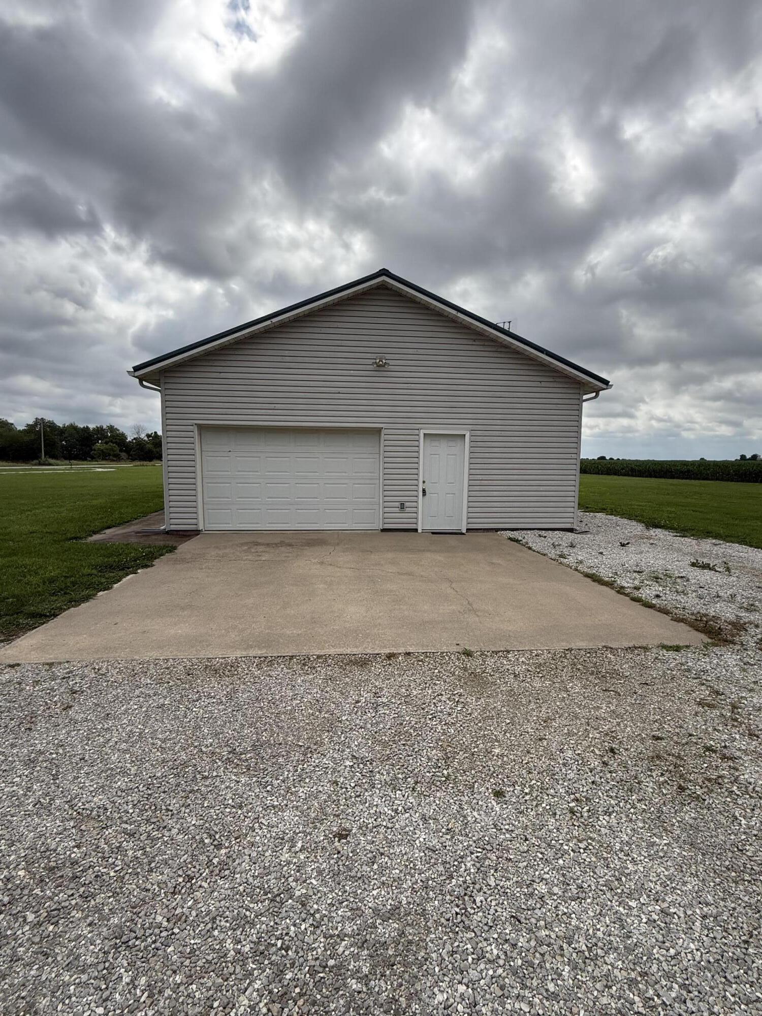 Photo 21 - Residential for sale – 26001  Highway Ee   Stark City, MO