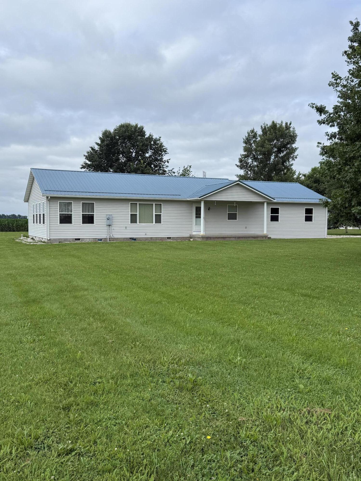 Residential for sale – 26001  Highway Ee   Stark City, MO